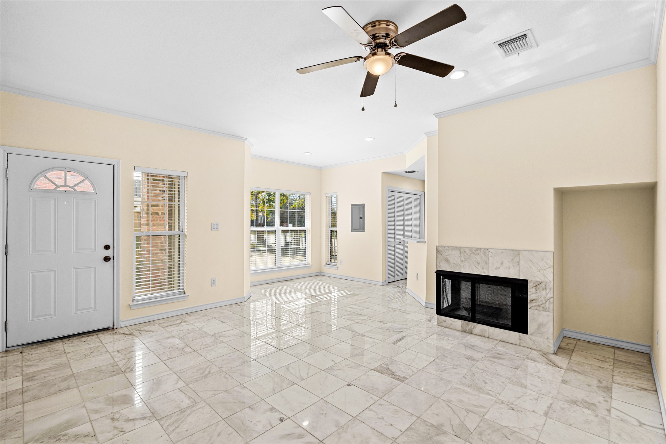 2730 Silver Creek Drive Unit: 132