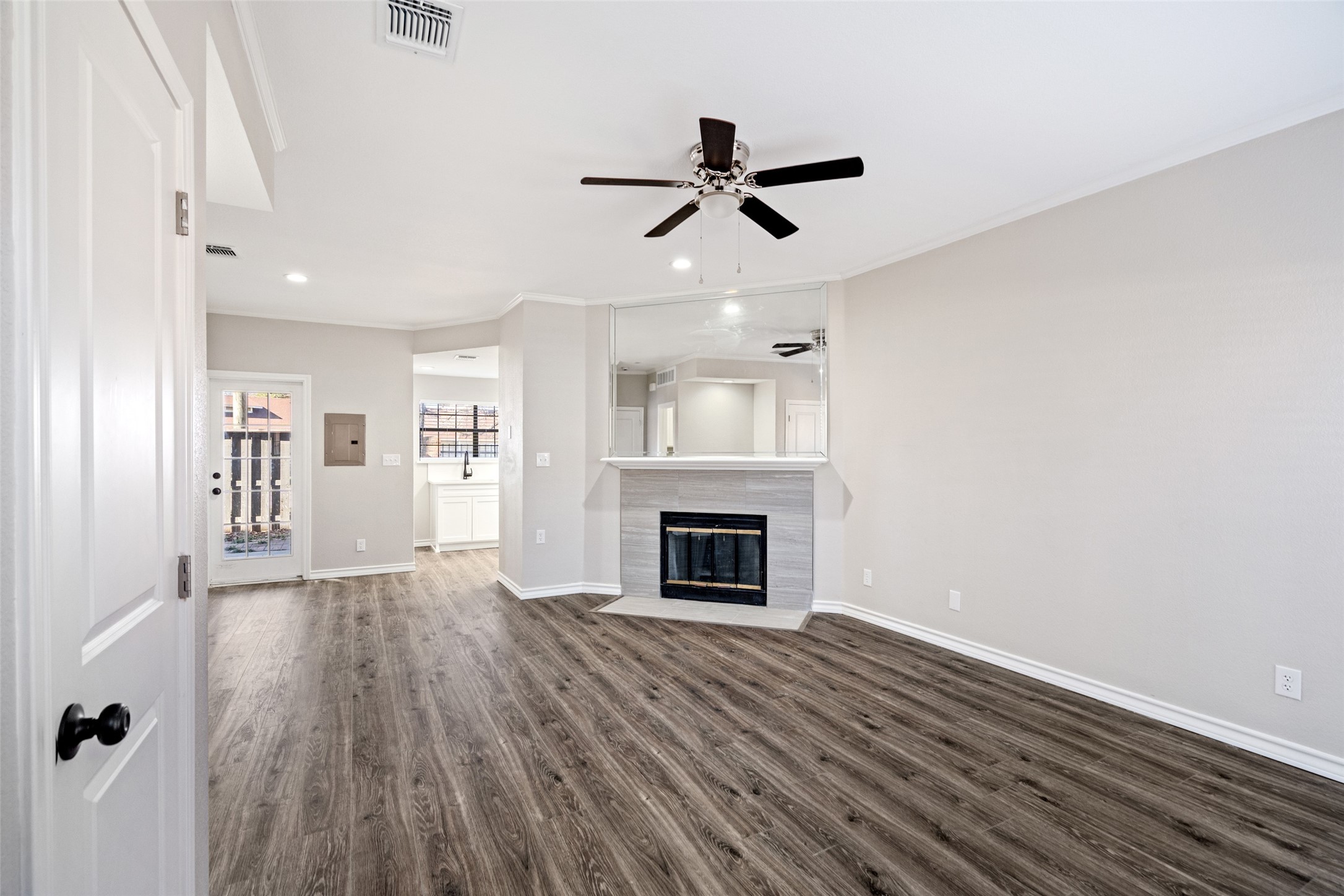 2730 Silver Creek Drive Unit: 131
