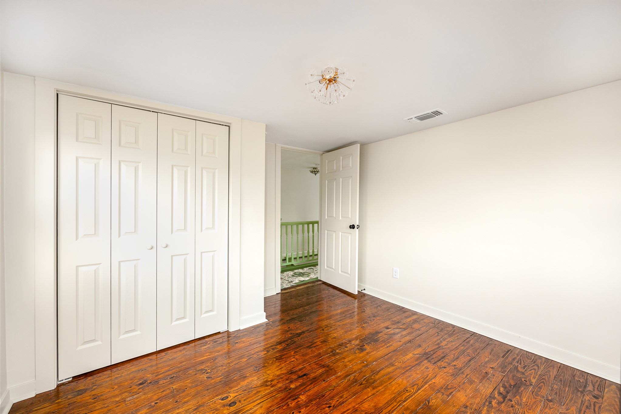 202 Throckmorton