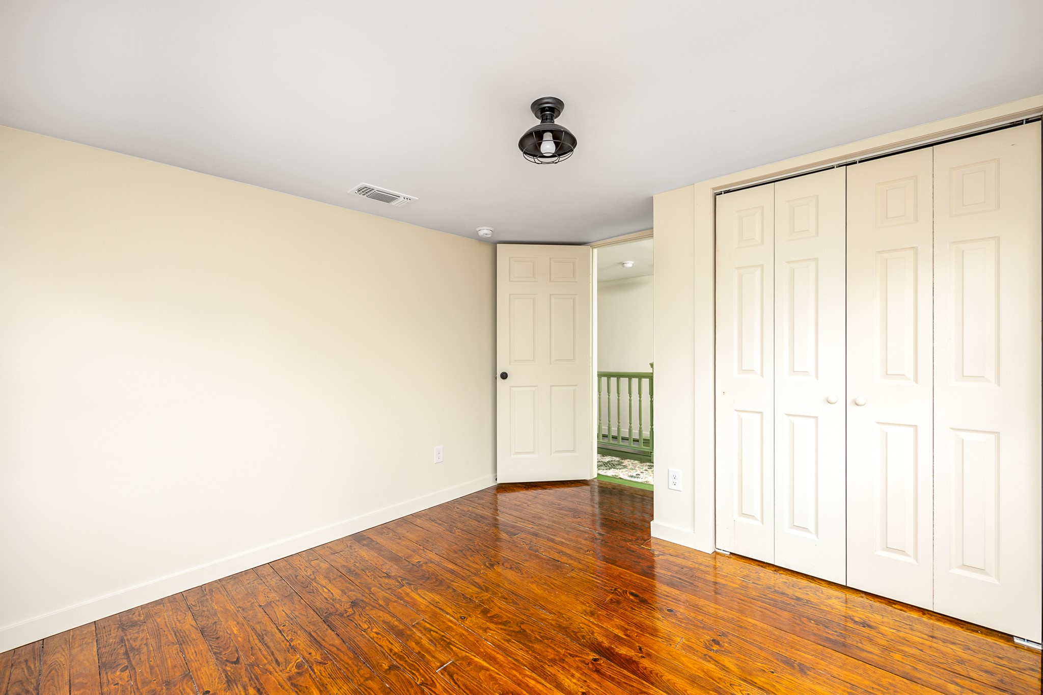 202 Throckmorton
