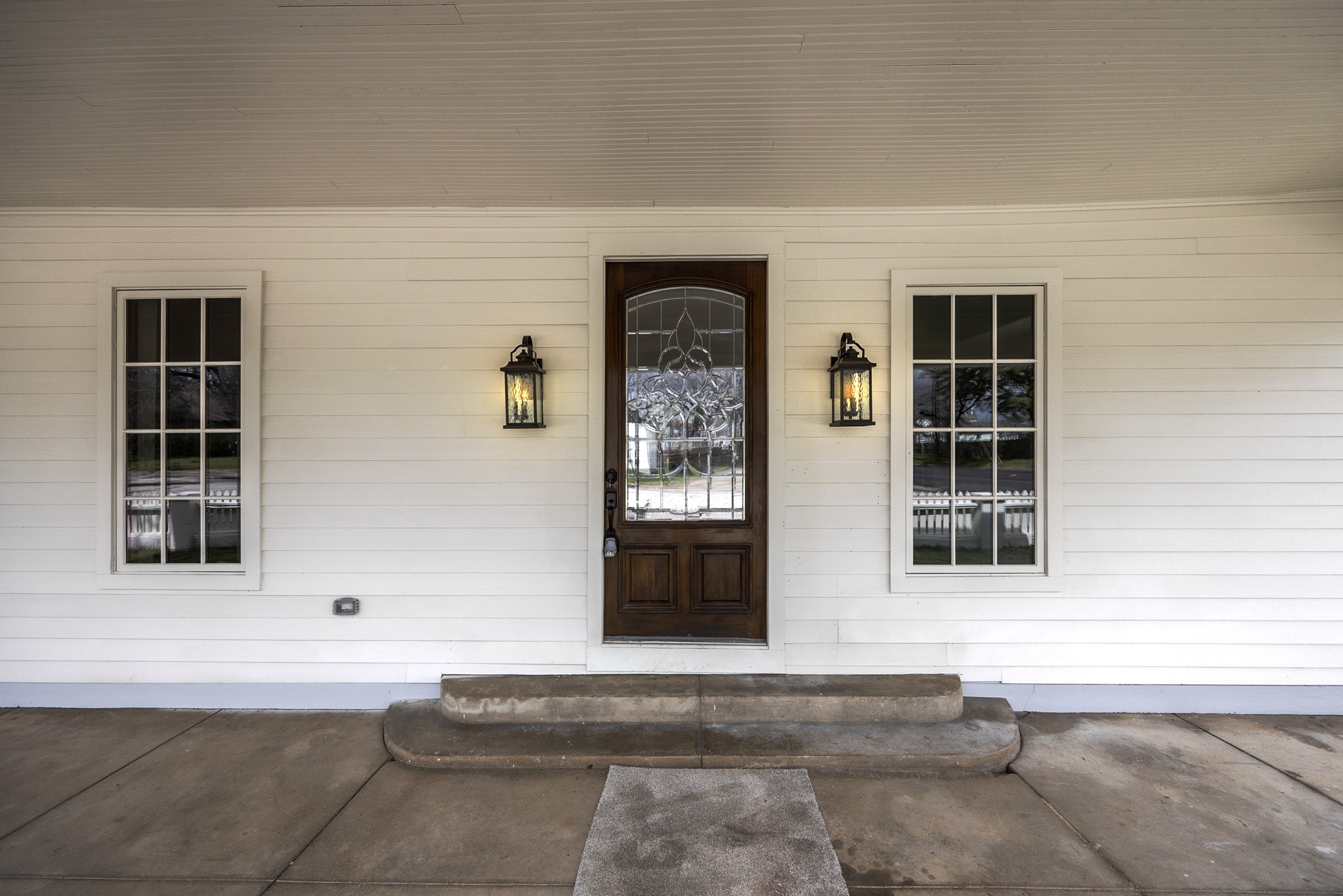 202 Throckmorton