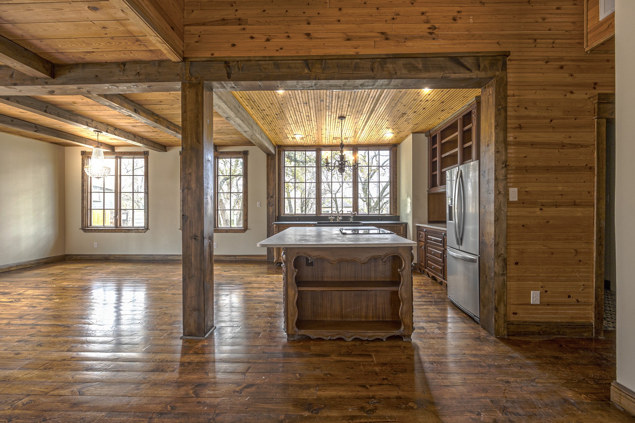 202 Throckmorton