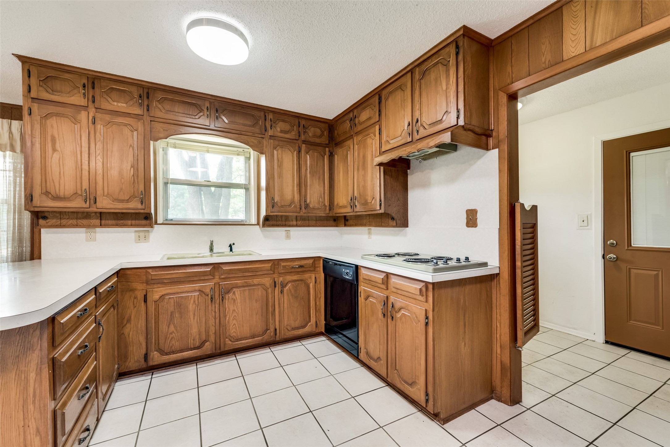 7325 Martha Lane