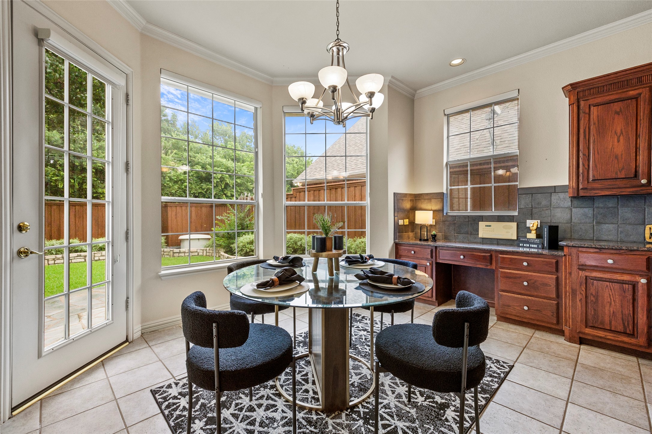 5125 Tennington Park