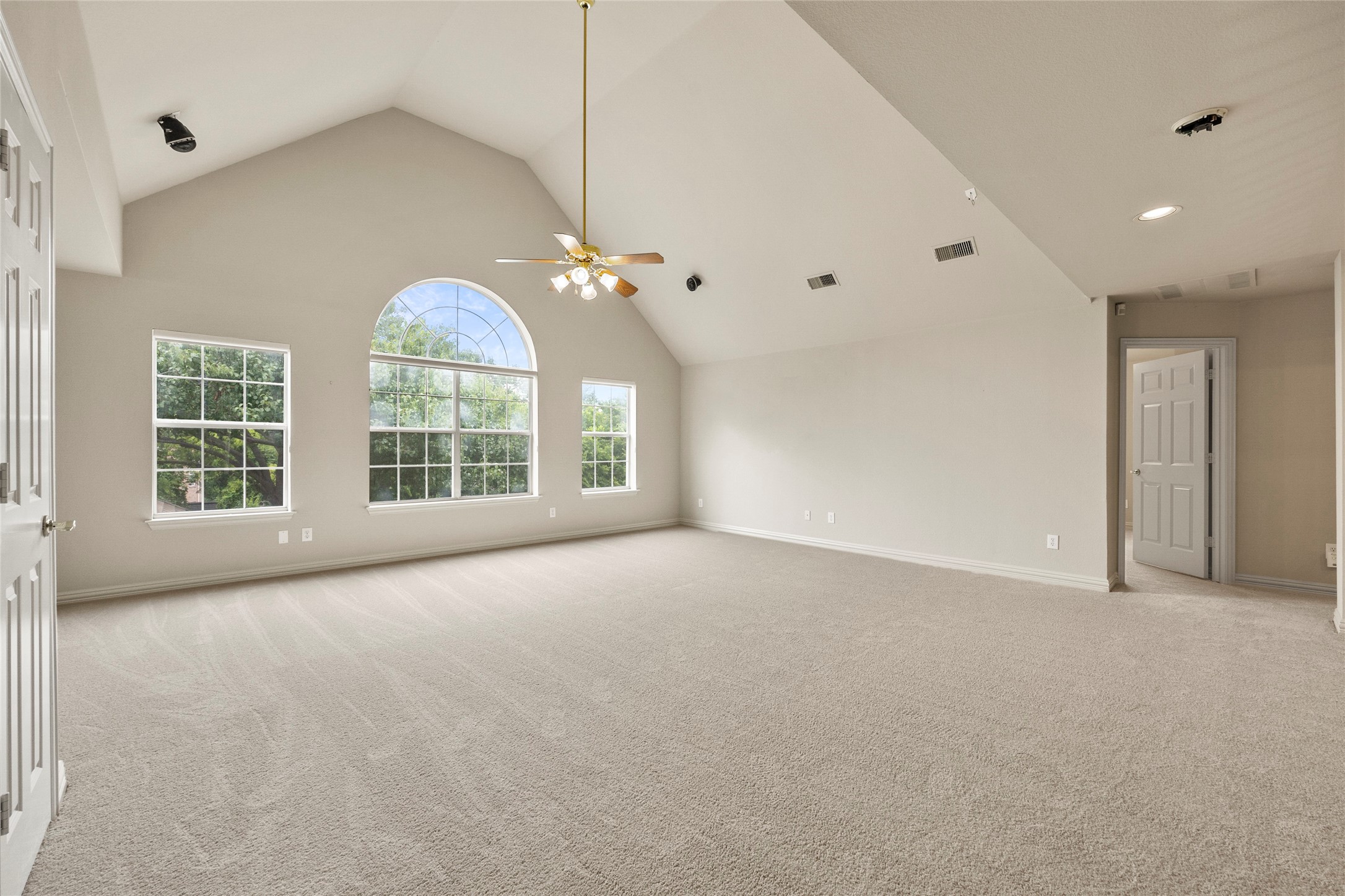 5125 Tennington Park