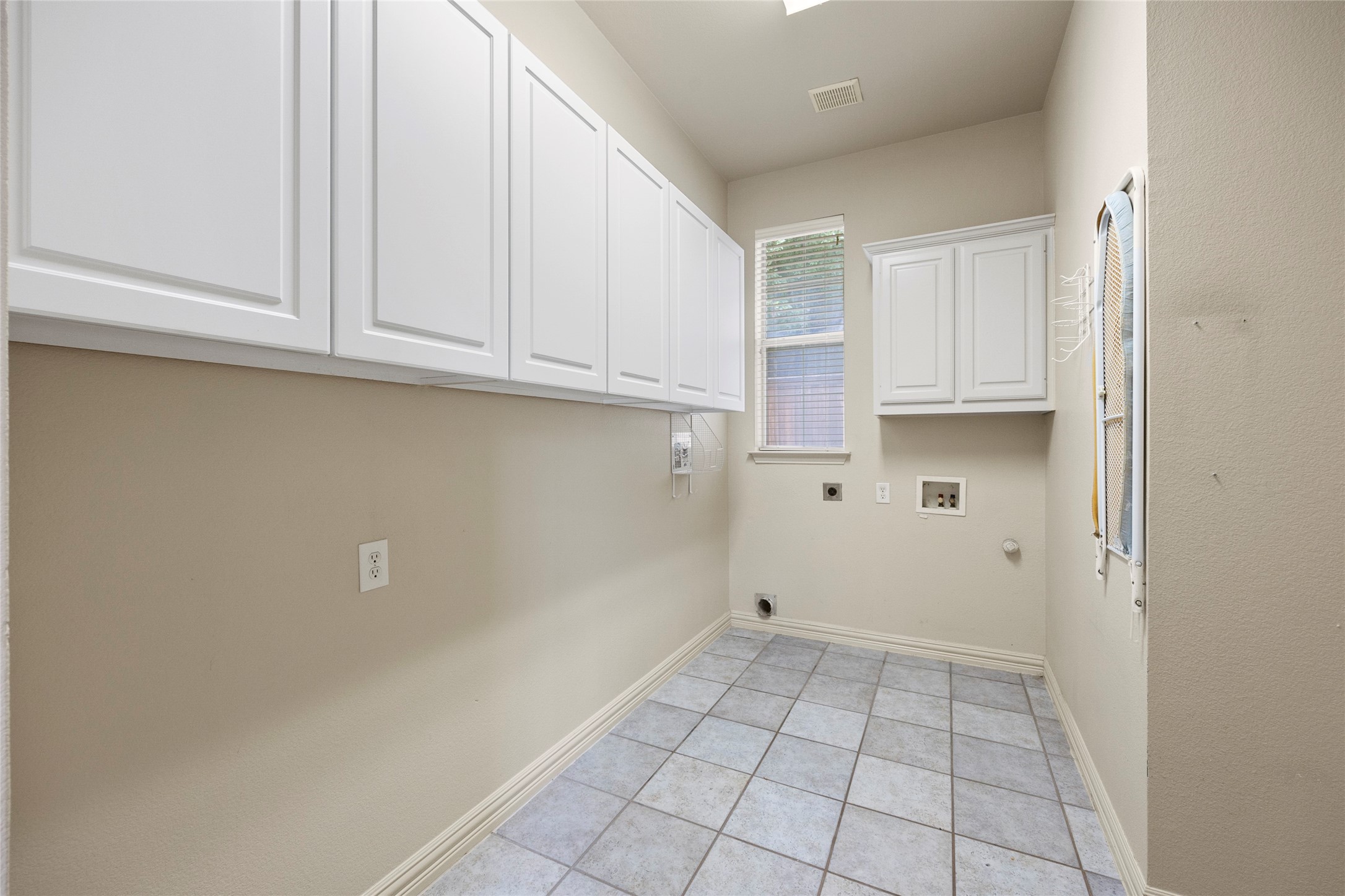 5125 Tennington Park