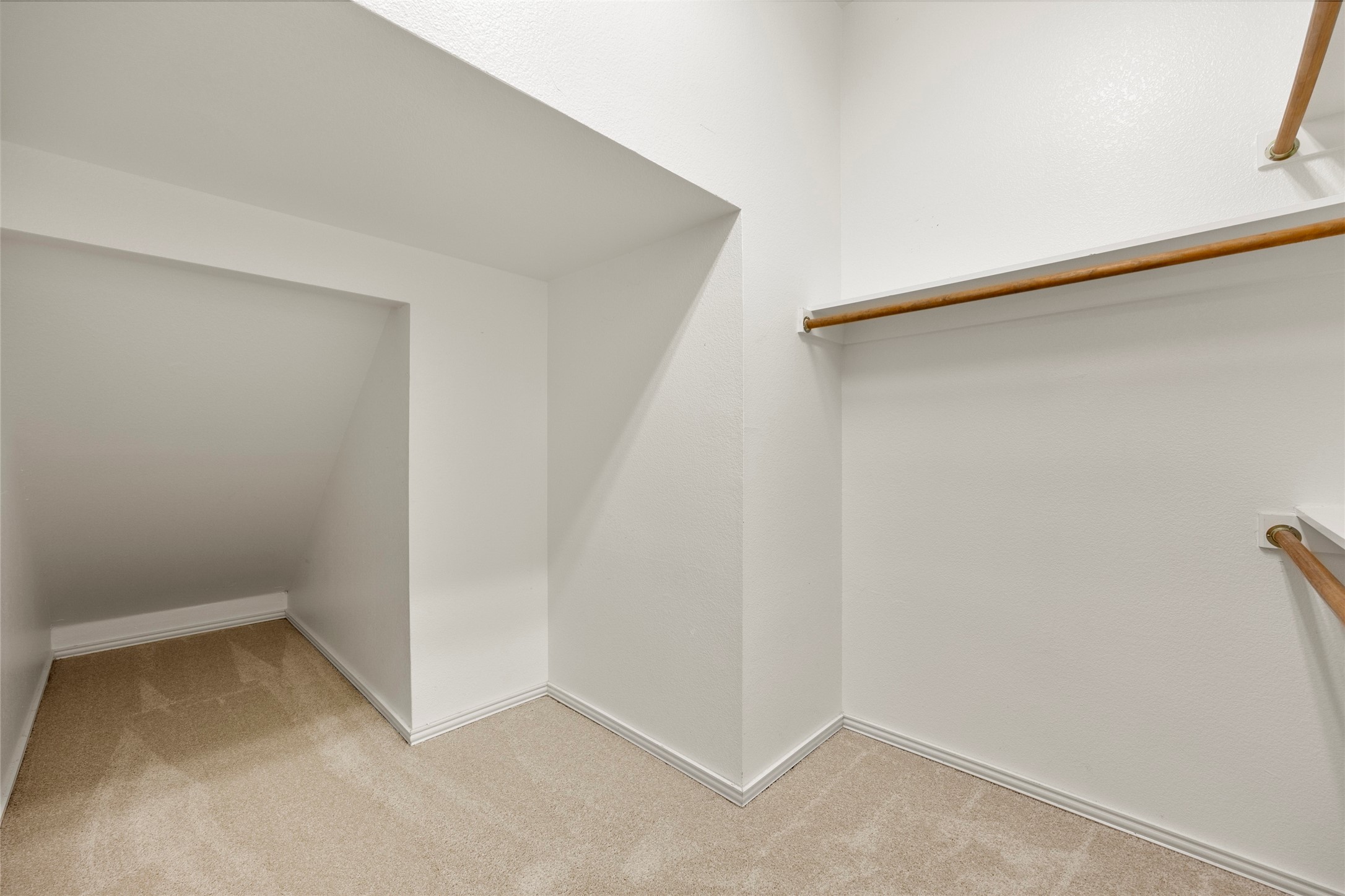 5125 Tennington Park
