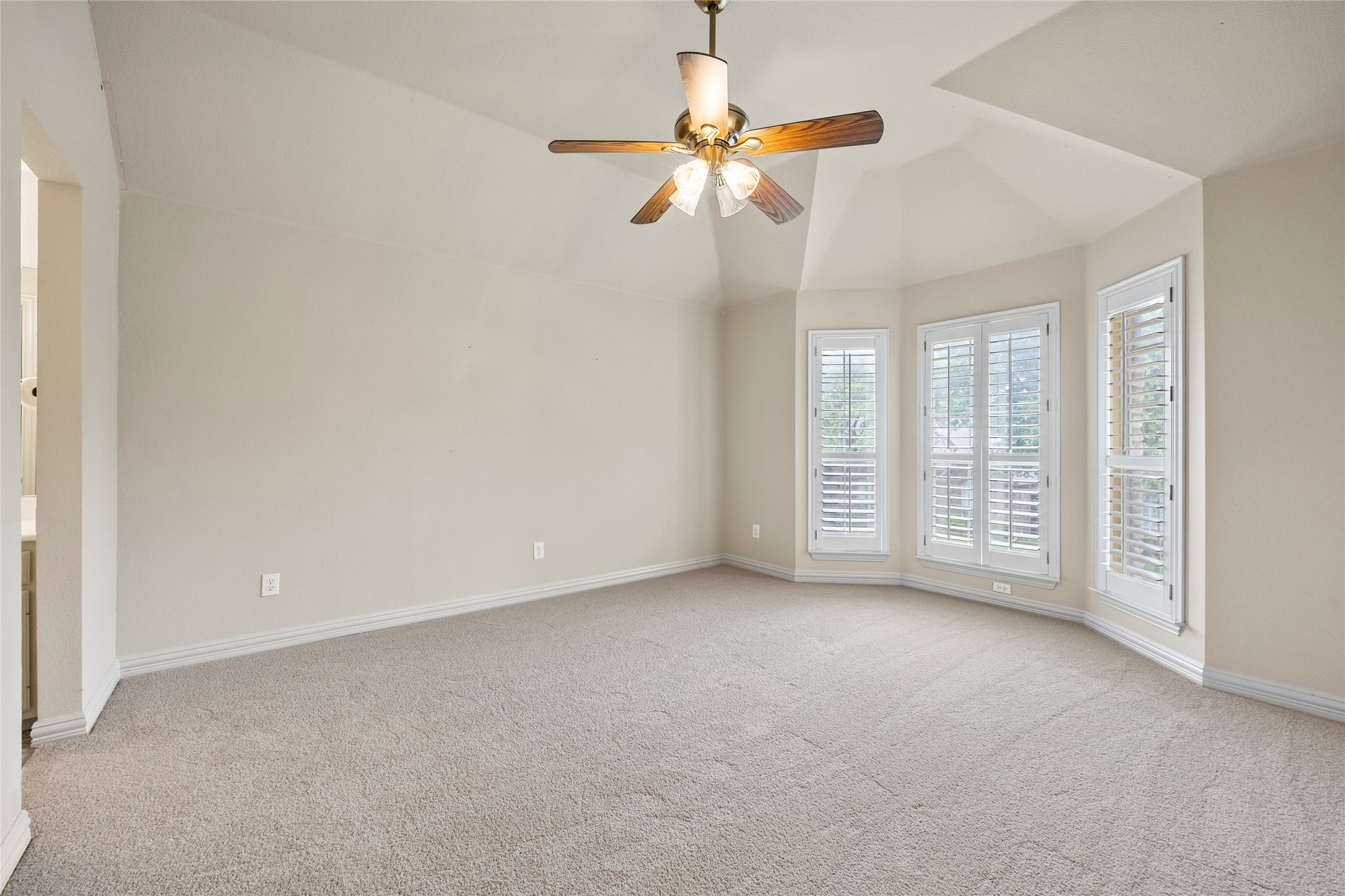 5125 Tennington Park