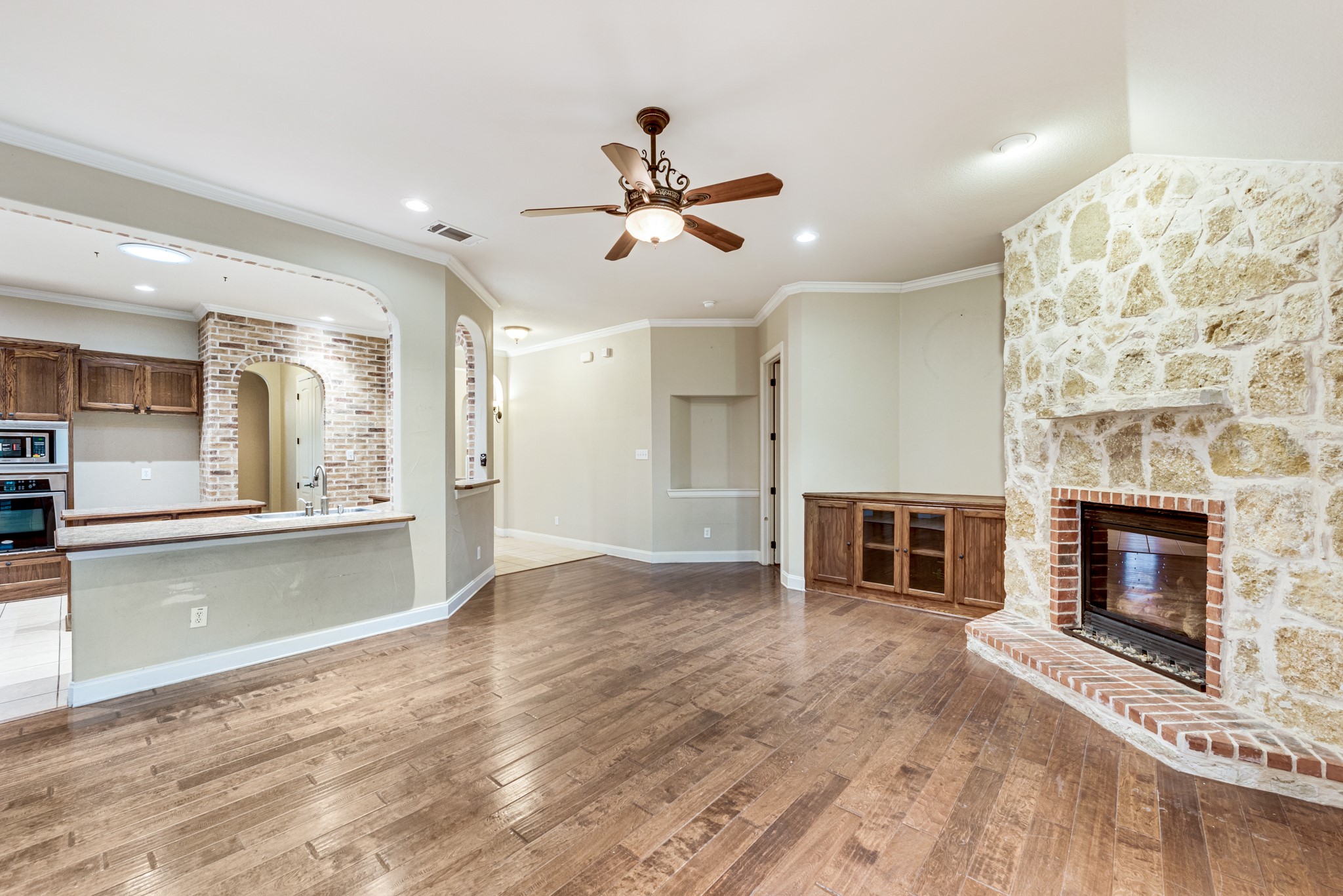 1710 Brookside Drive