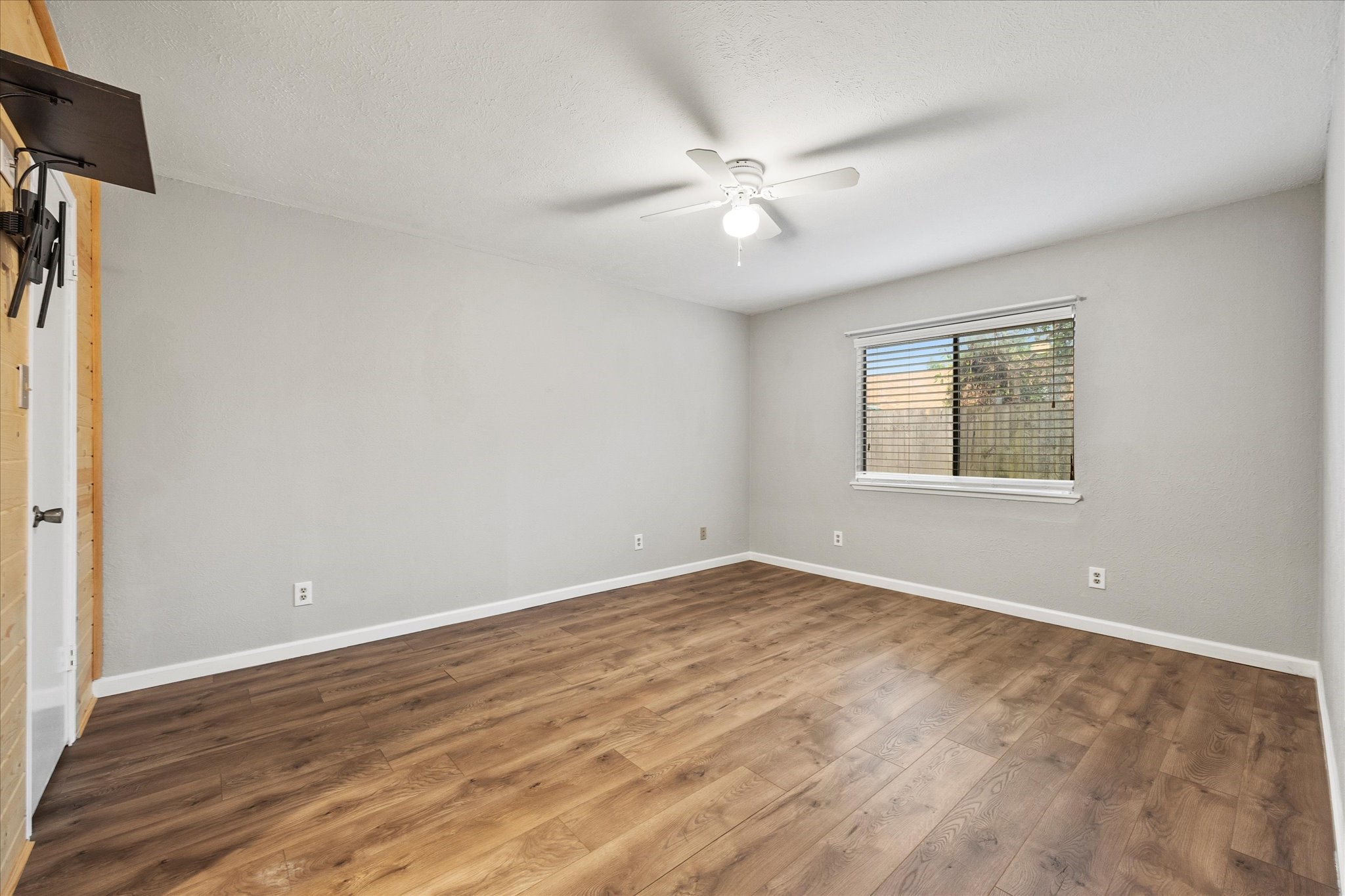 2214 E Peters Colony Road