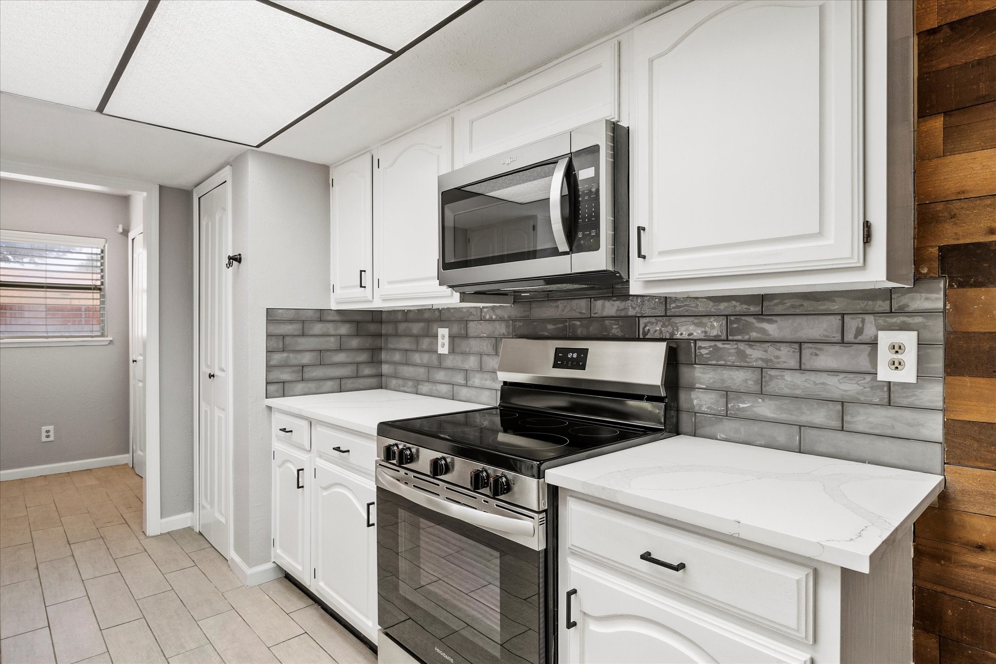 2214 E Peters Colony Road