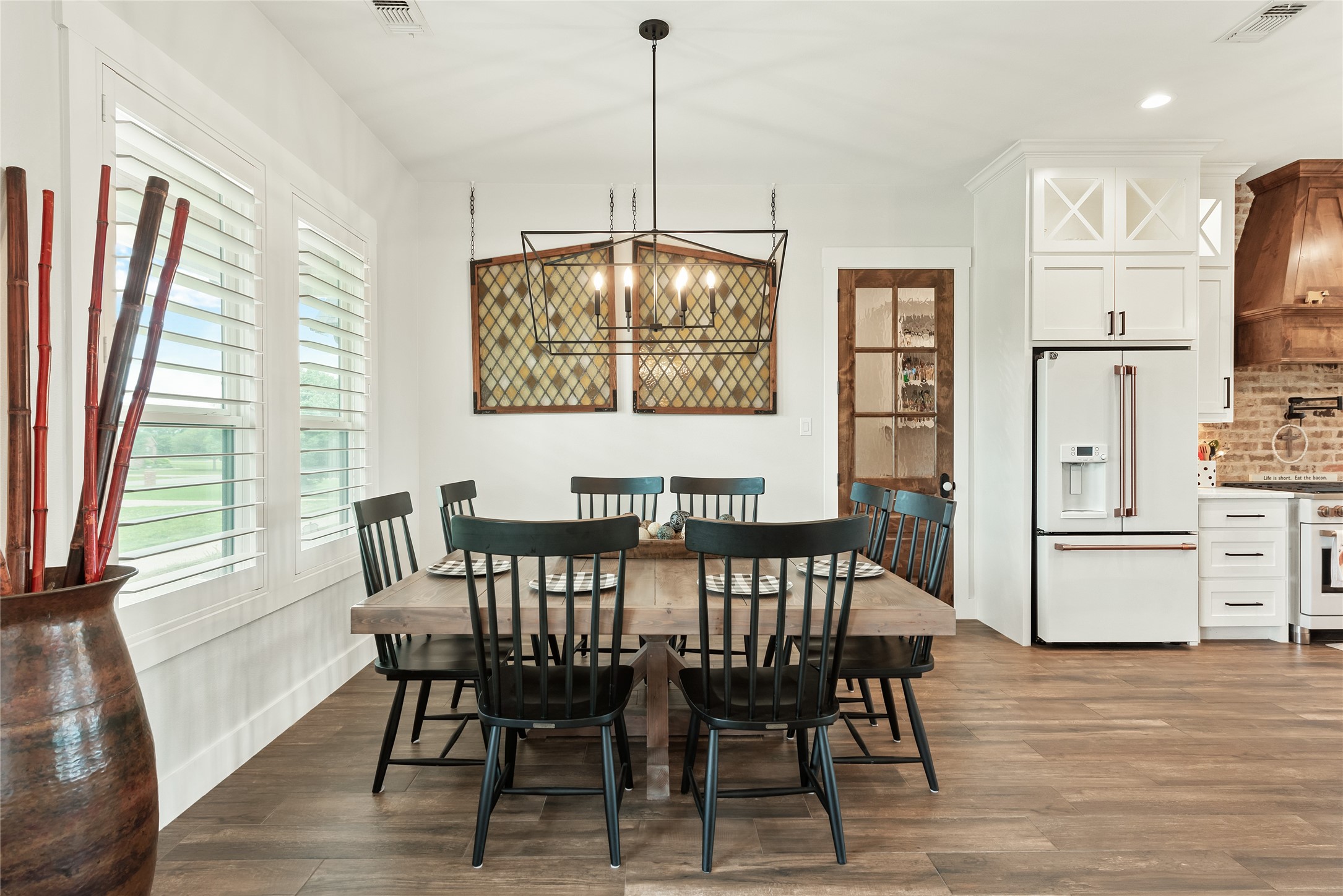 108 Whispering Winds Drive