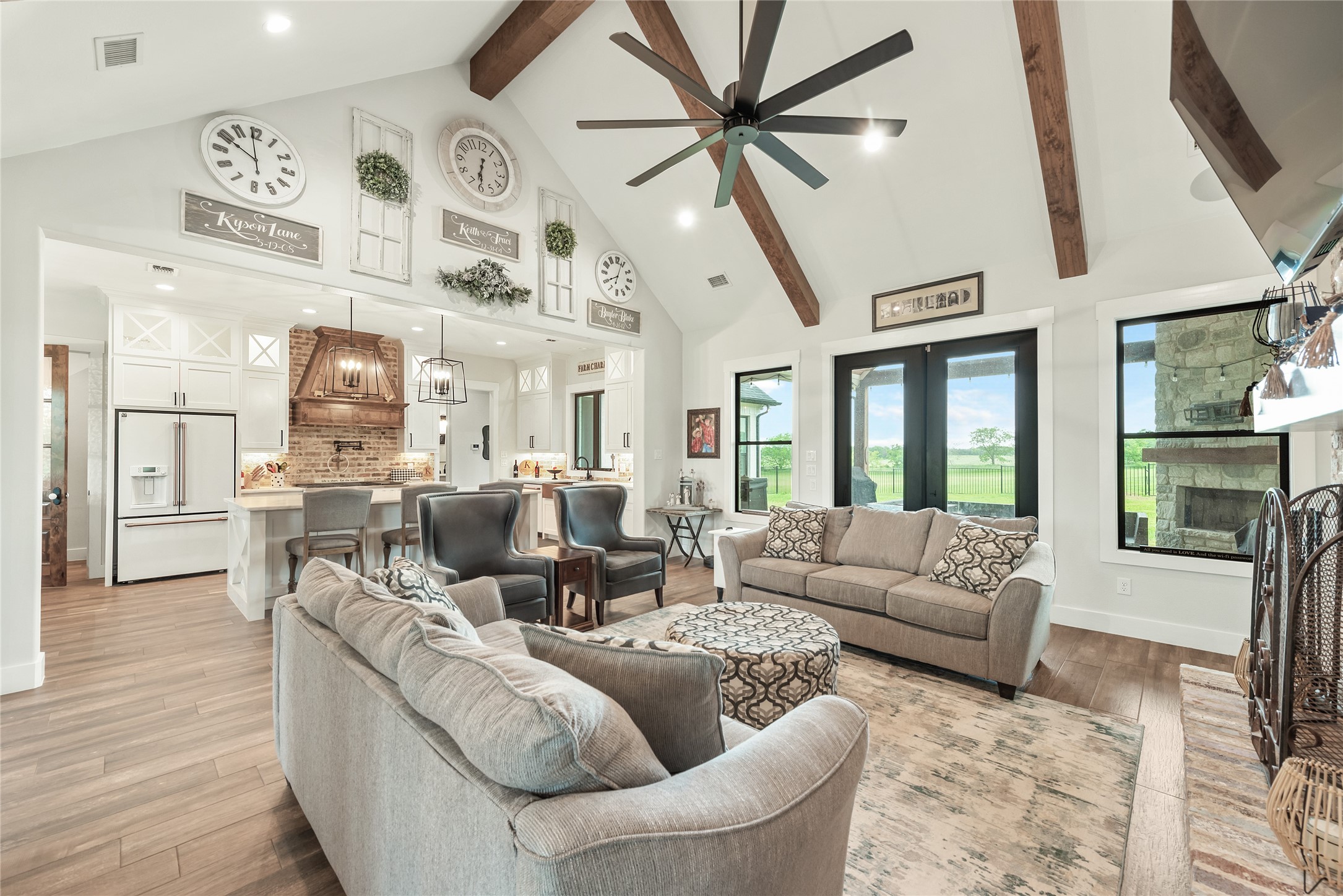 108 Whispering Winds Drive