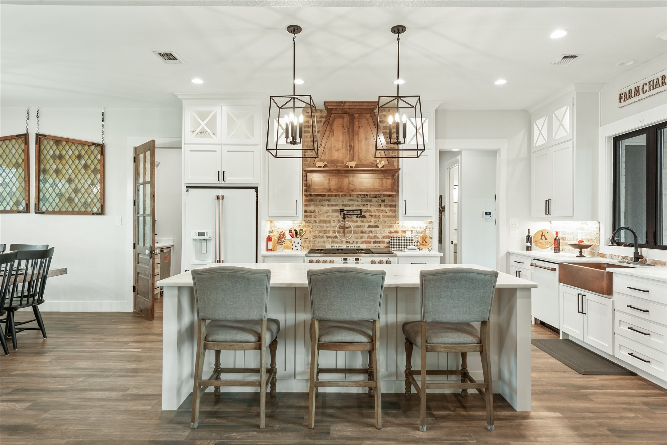 108 Whispering Winds Drive