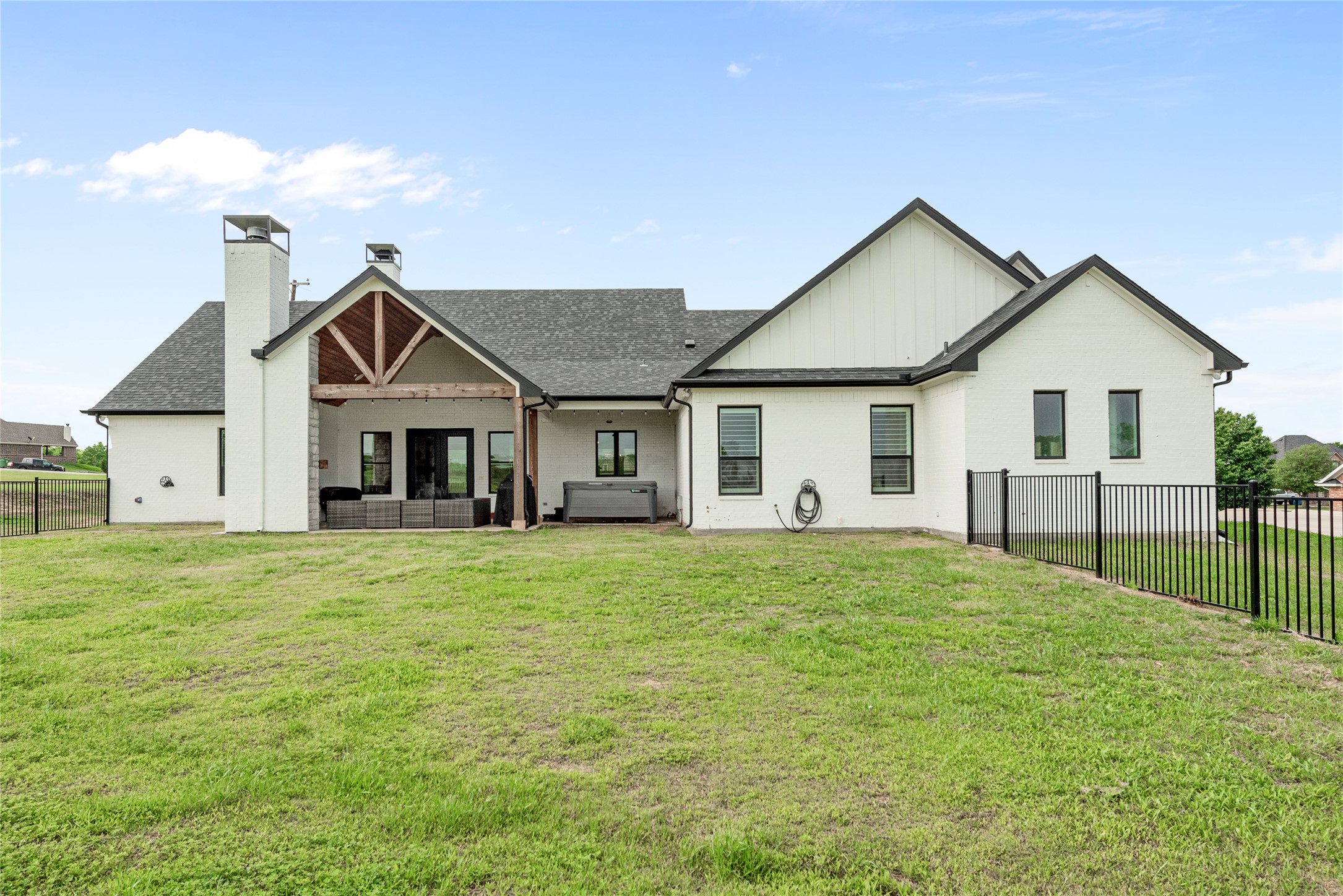 108 Whispering Winds Drive