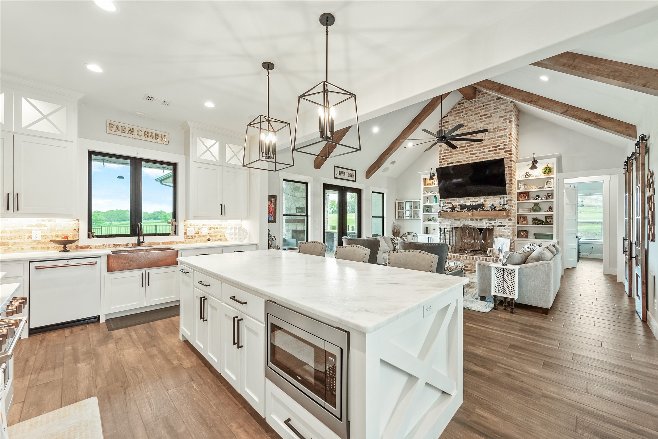 108 Whispering Winds Drive