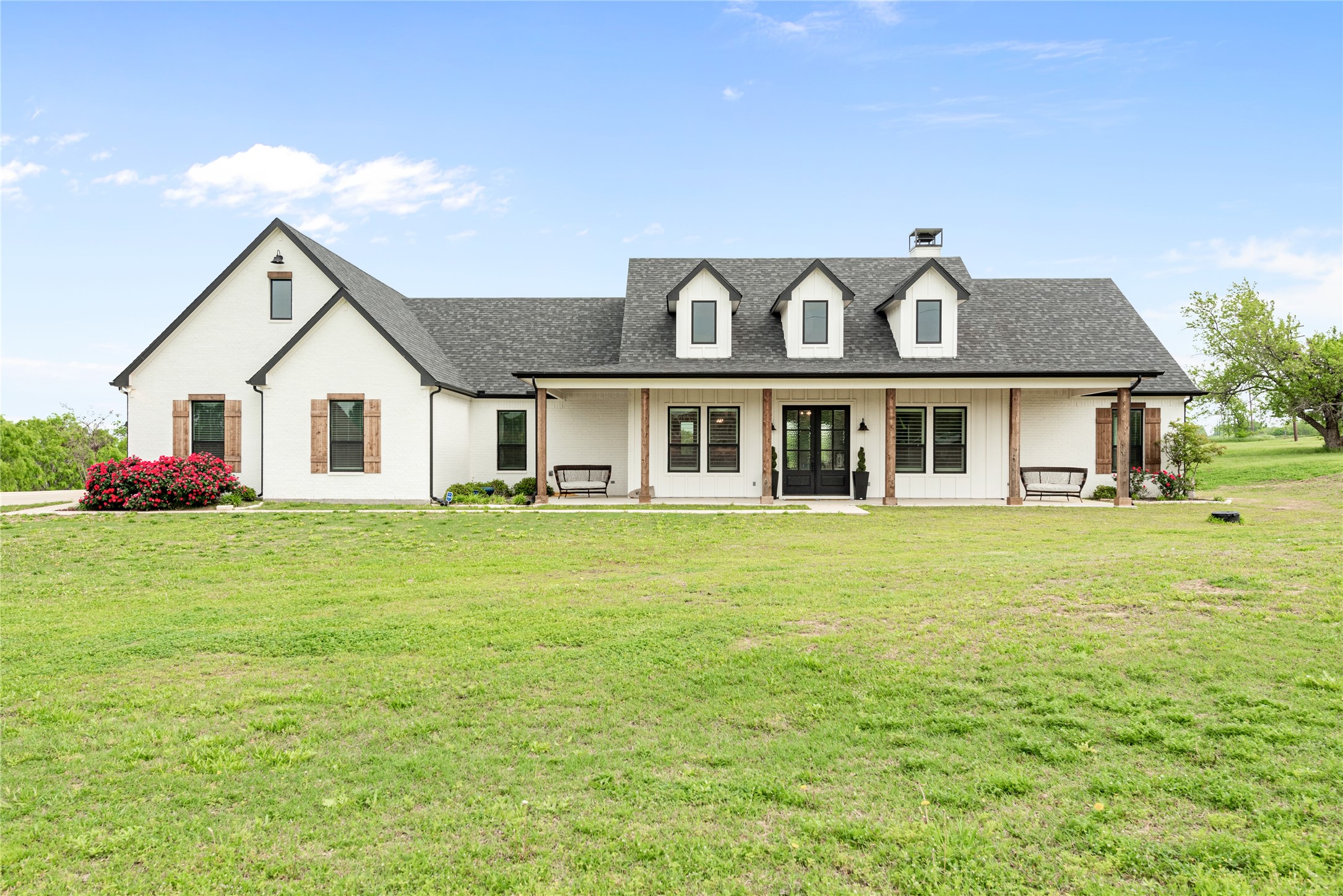 108 Whispering Winds Drive