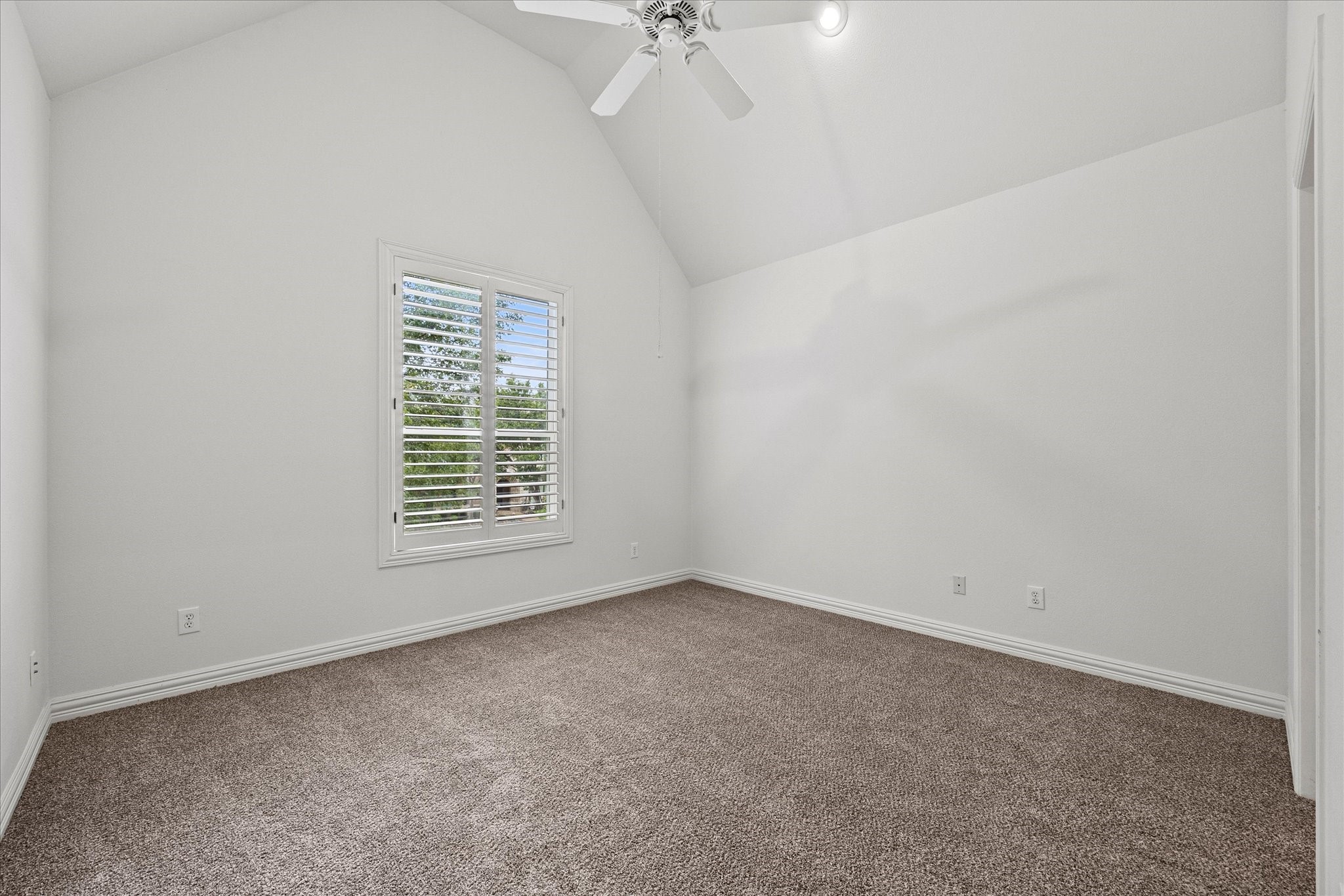 3204 Glenhurst Court