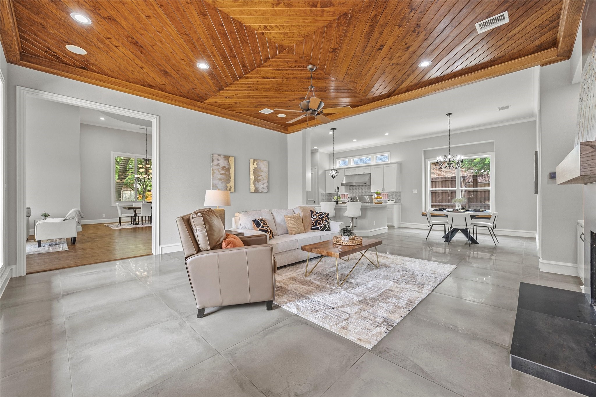 3204 Glenhurst Court