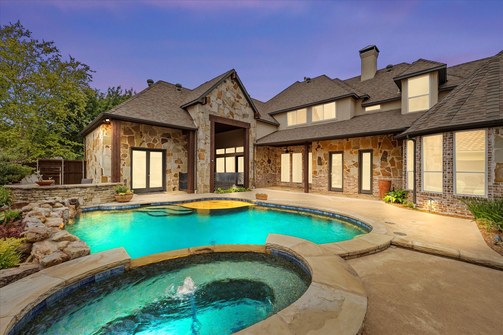 3204 Glenhurst Court