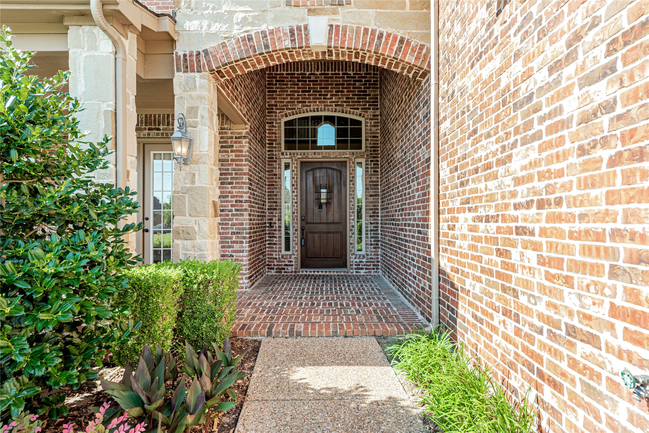 1840 Cypress Lake Lane