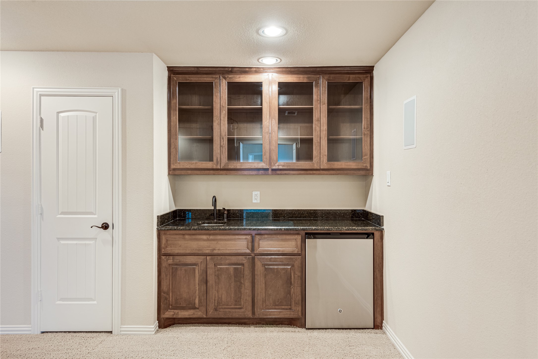 1840 Cypress Lake Lane