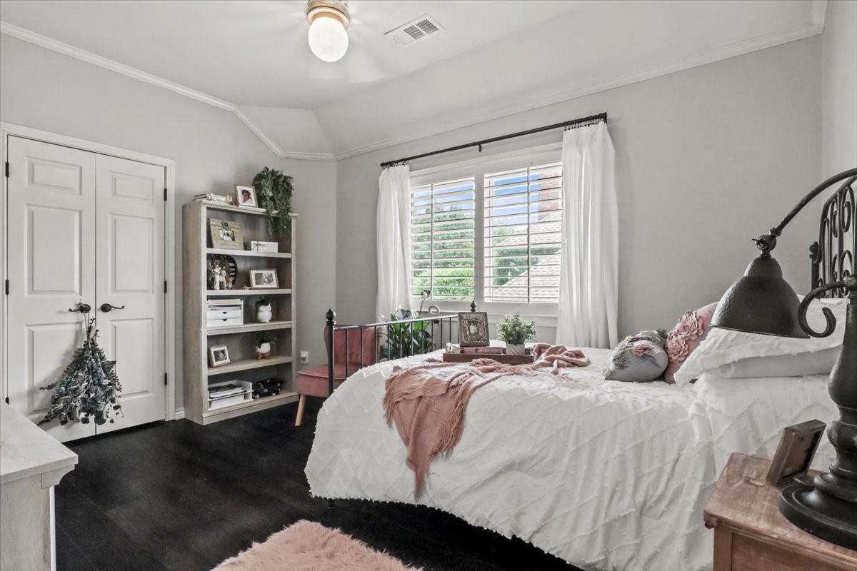 1117 Lakewood Drive