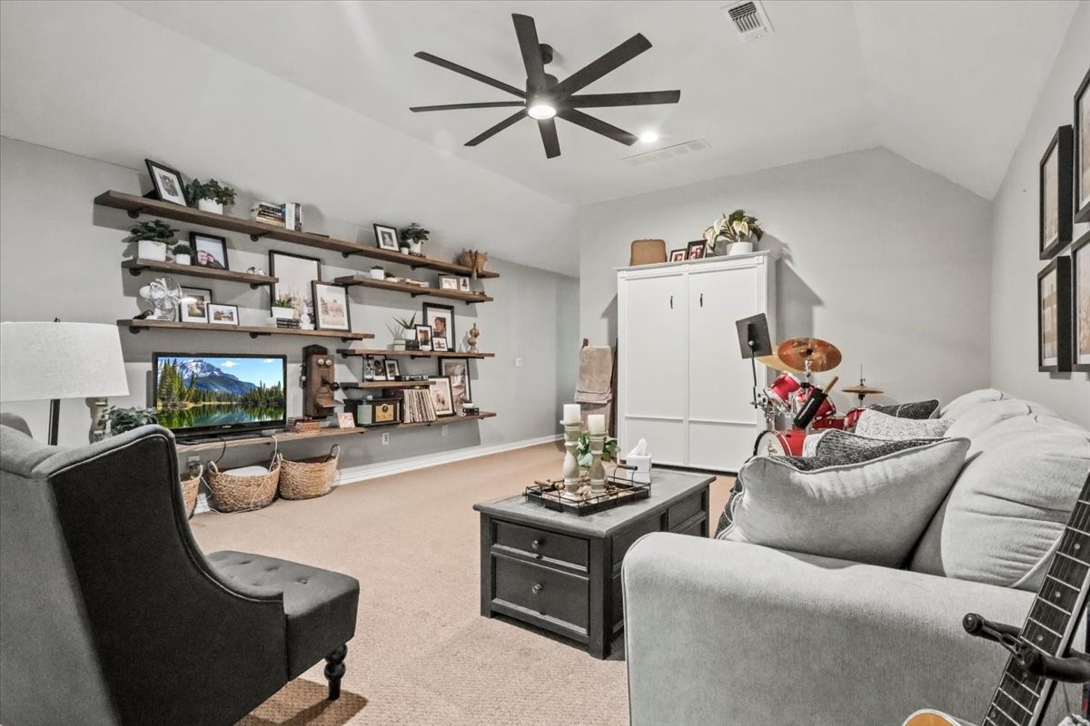 1117 Lakewood Drive