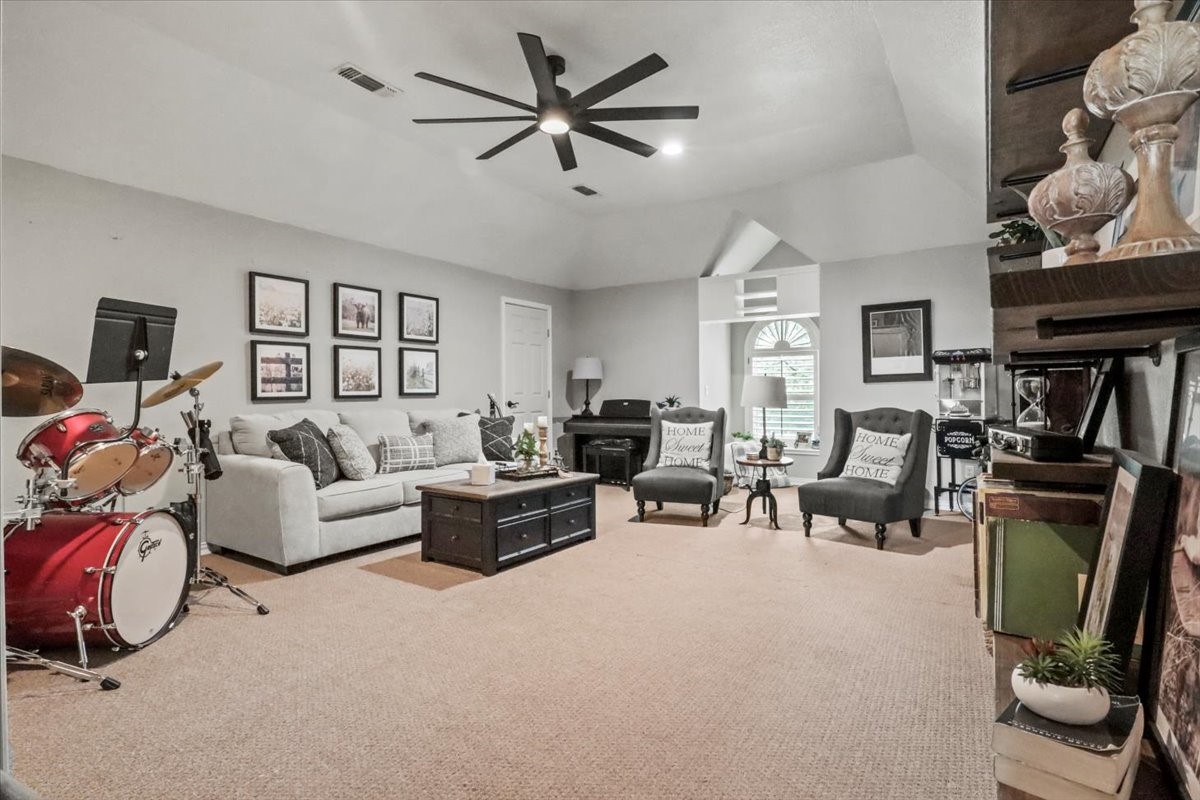 1117 Lakewood Drive