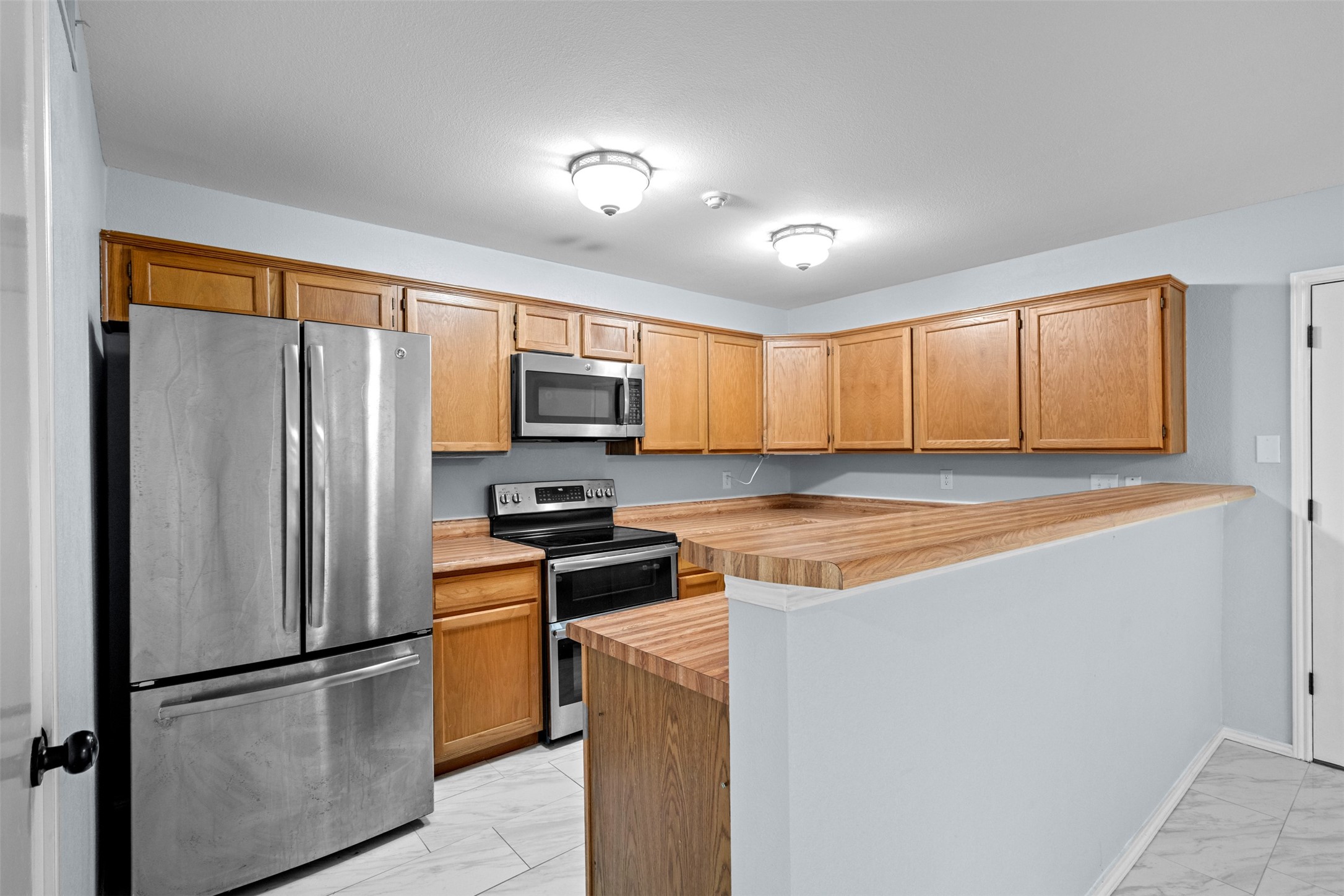 1407 Golden Gate Drive