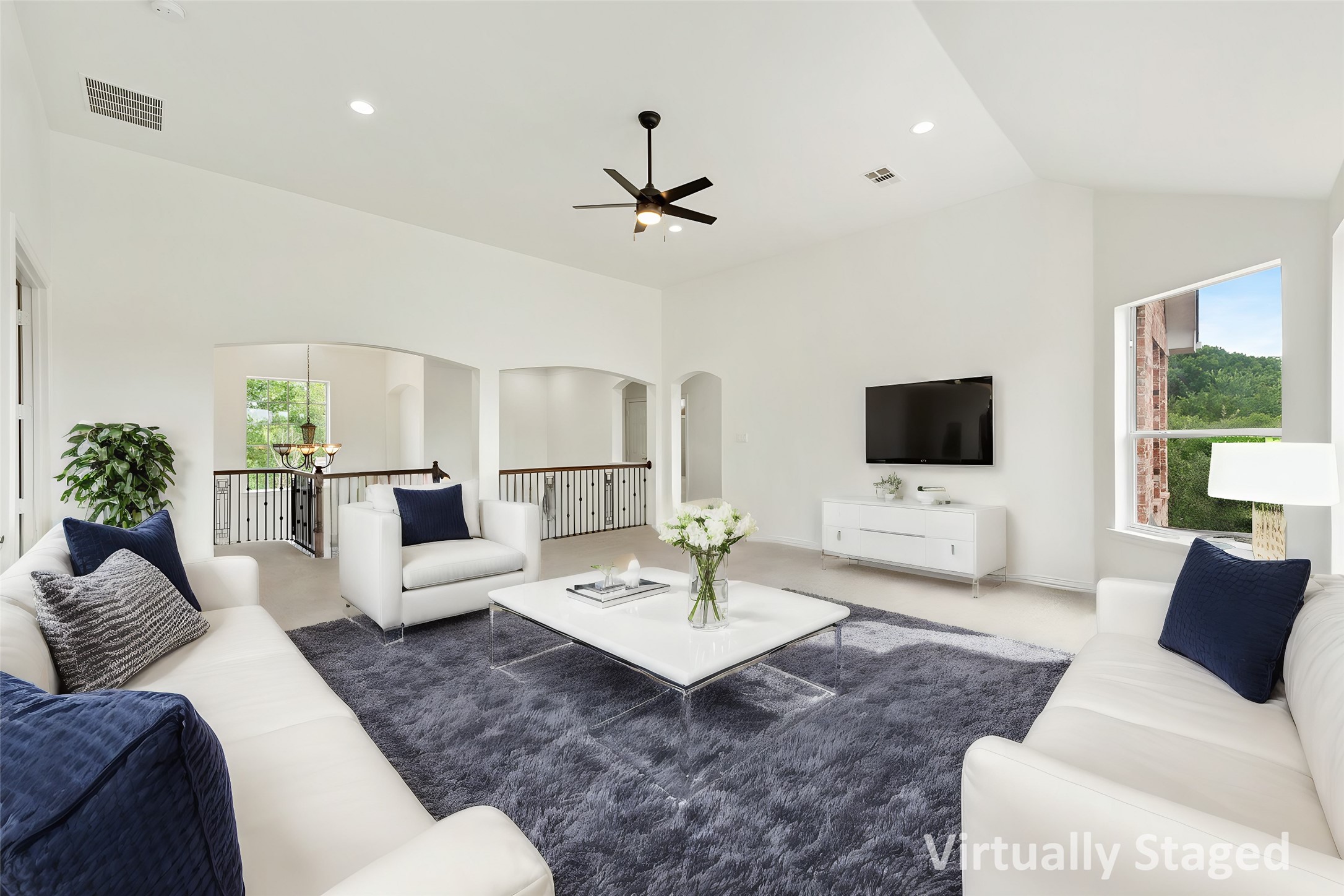 6405 Shorehaven Court