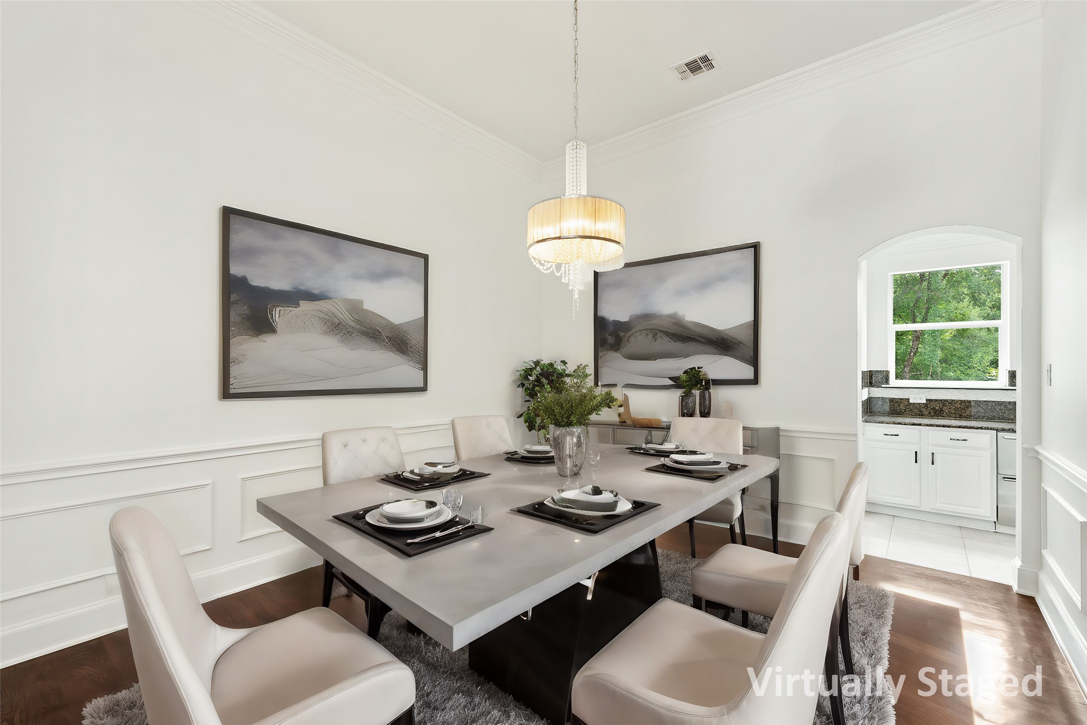 6405 Shorehaven Court