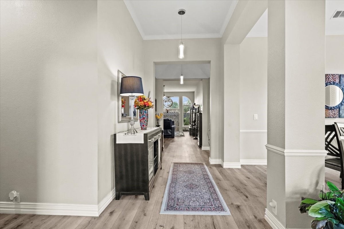 7204 Dalewood Drive