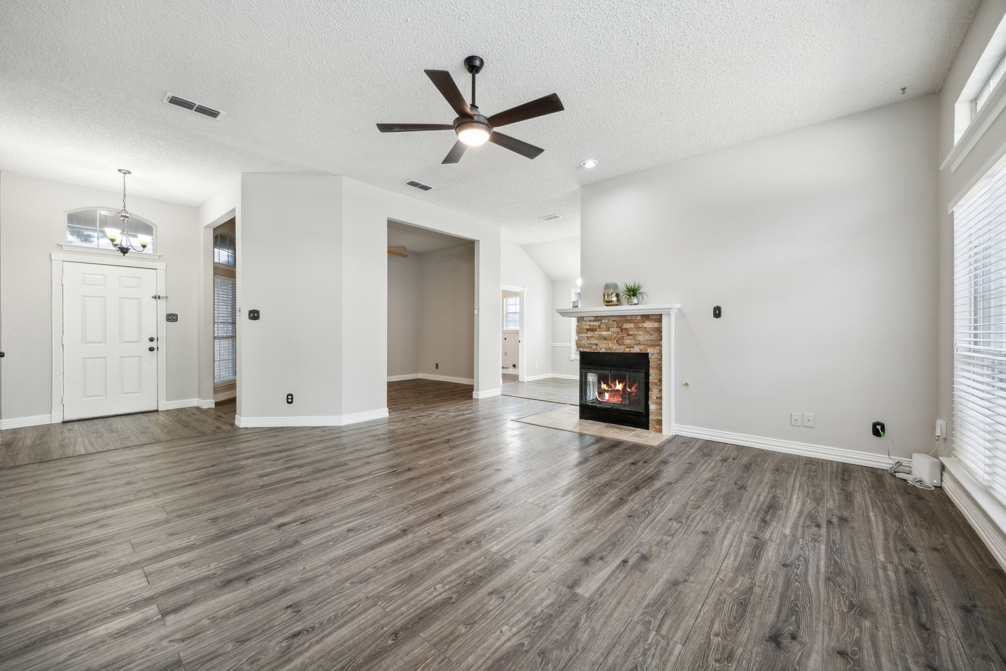 5207 Tennis Villa Drive