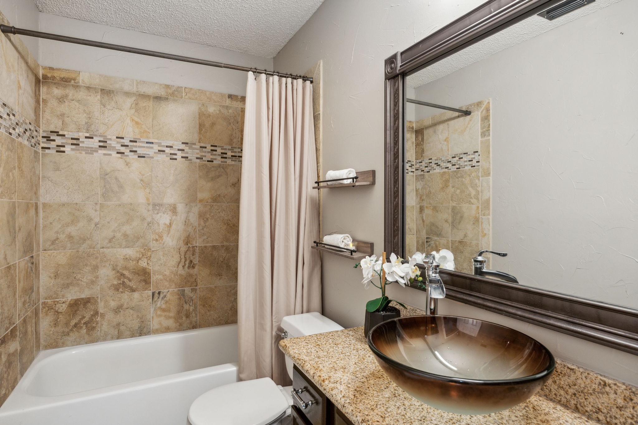 5207 Tennis Villa Drive