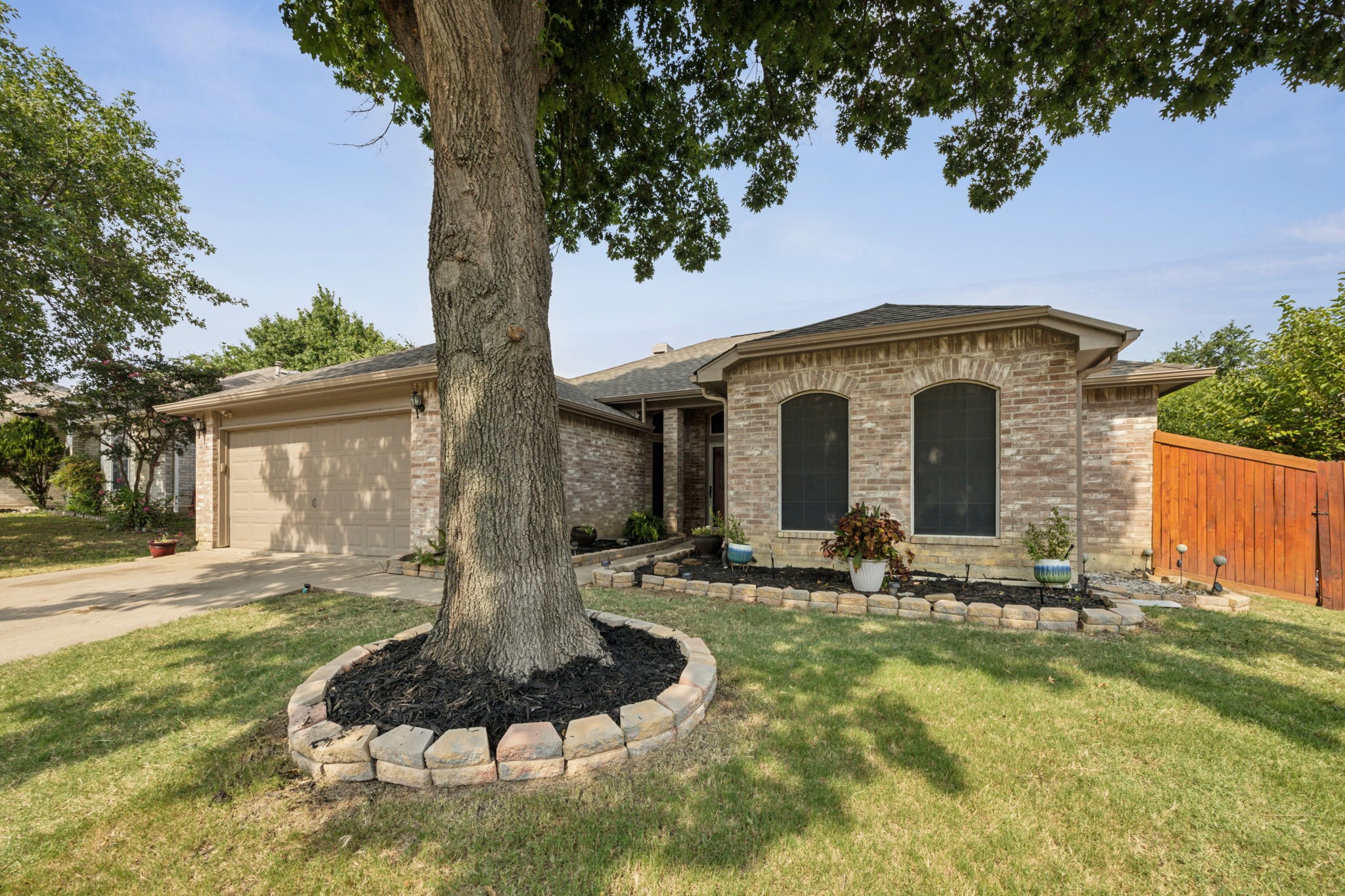 5207 Tennis Villa Drive