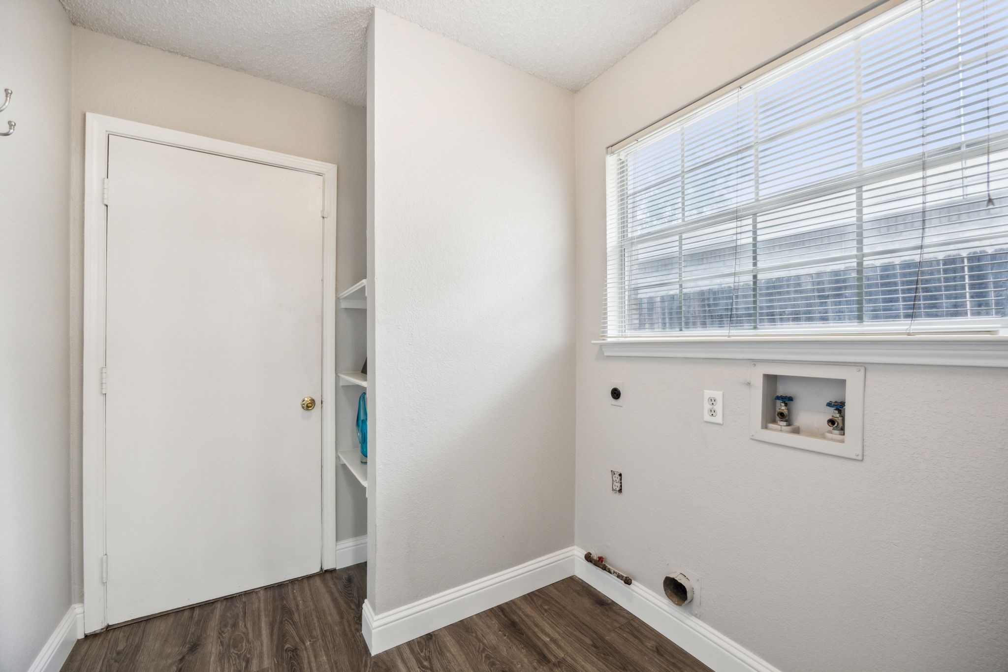 5207 Tennis Villa Drive