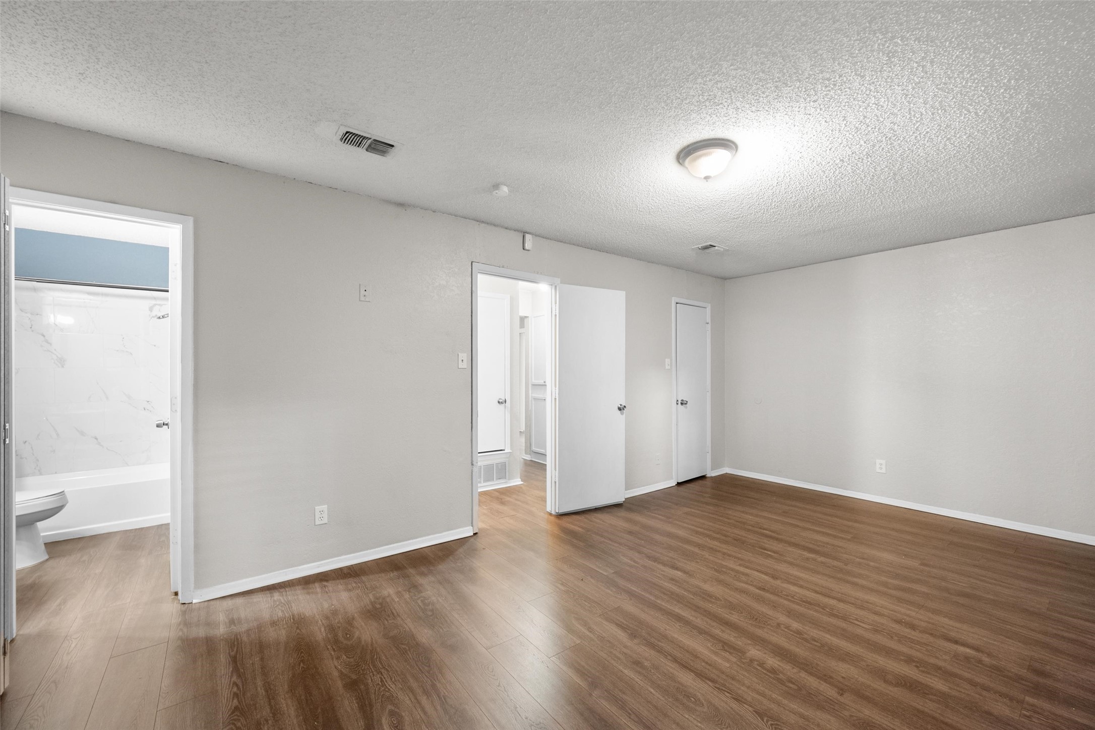 2701 Woodmont Trail