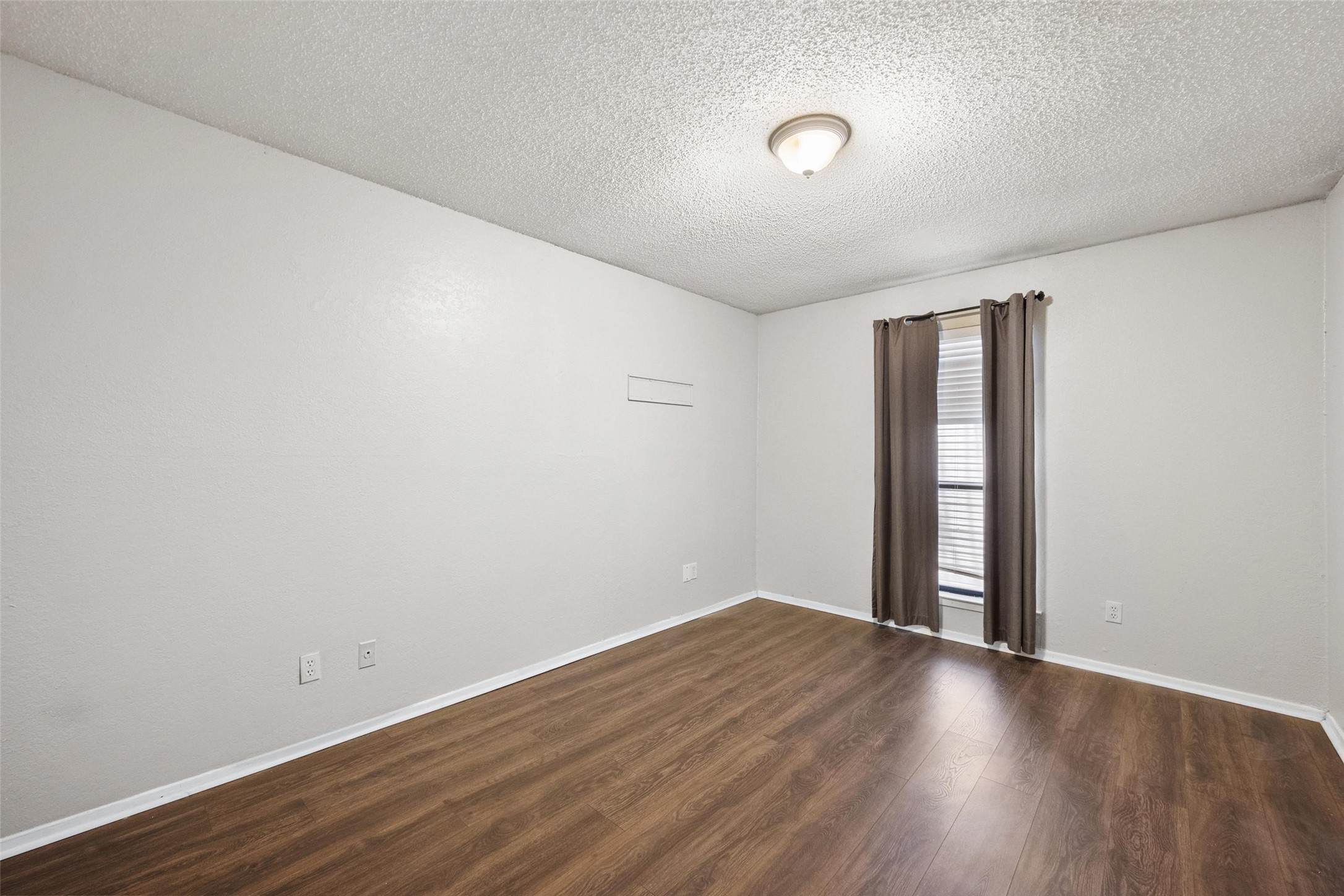 2701 Woodmont Trail