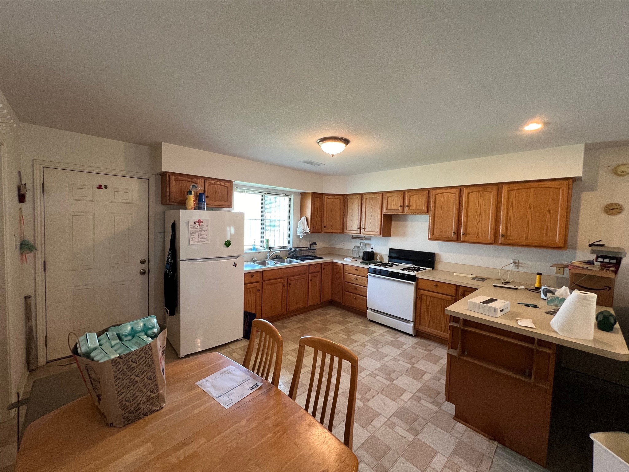 225 6th Street