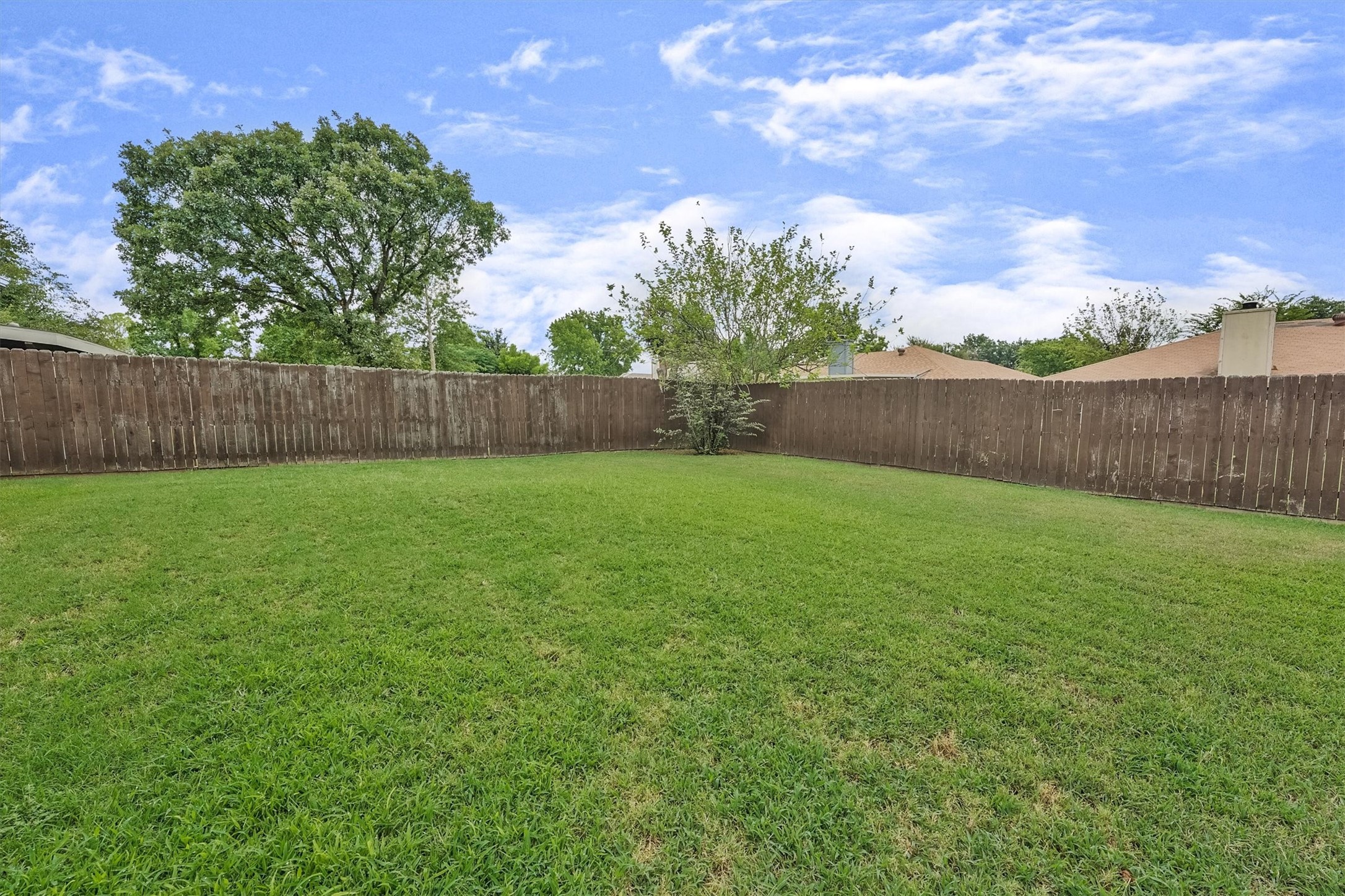 5305 Smoke Tree Drive