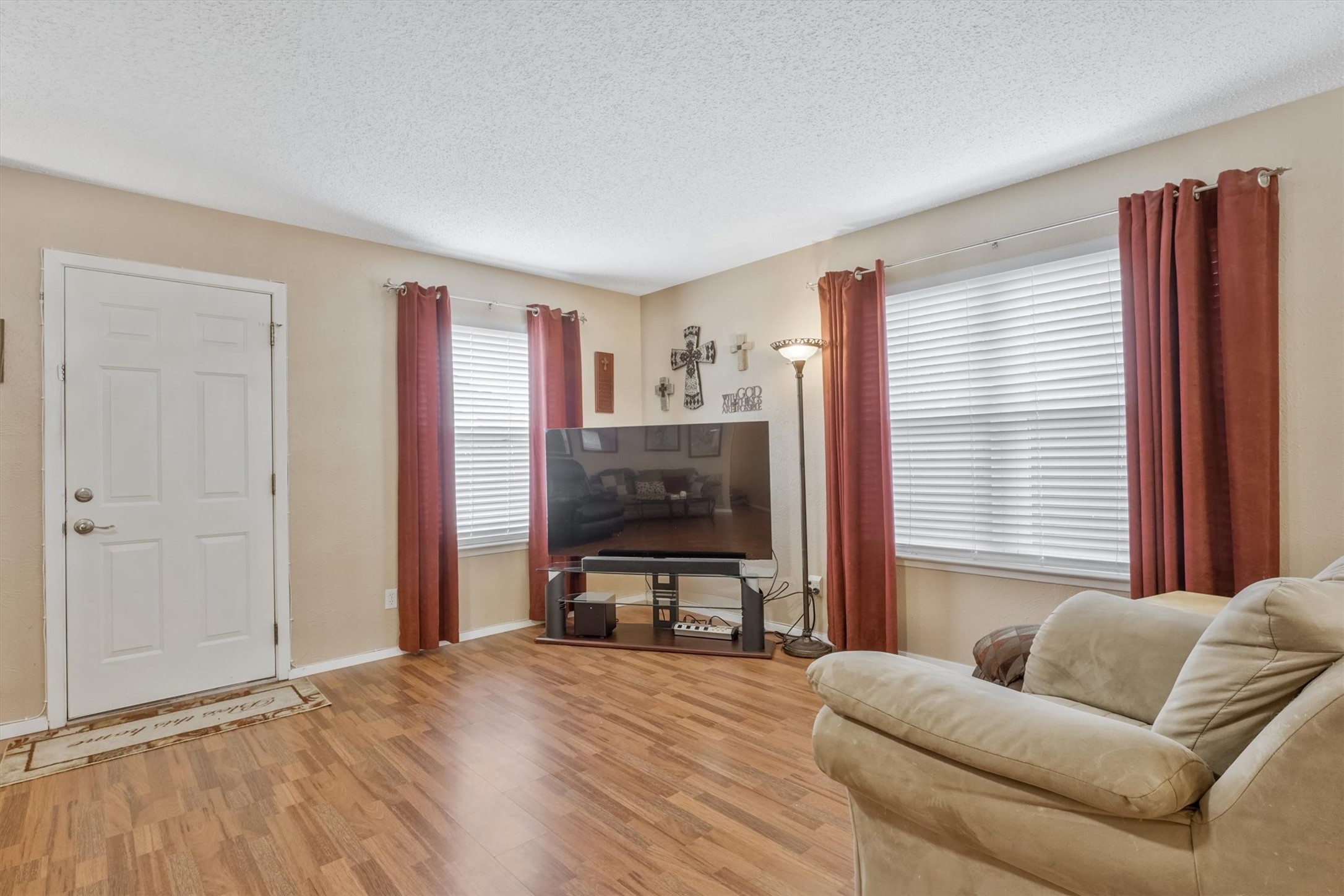 5305 Smoke Tree Drive