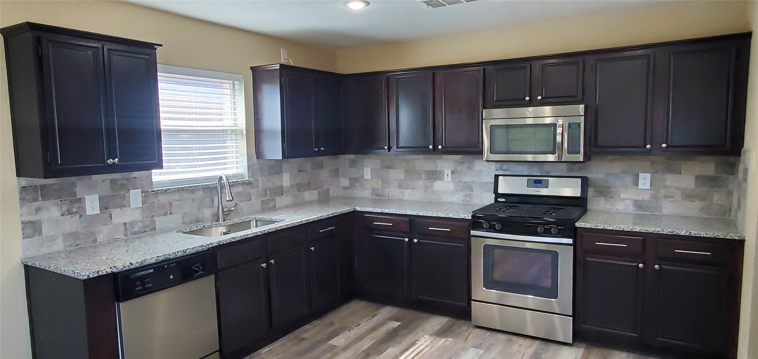 1038 Ridgecrest Drive