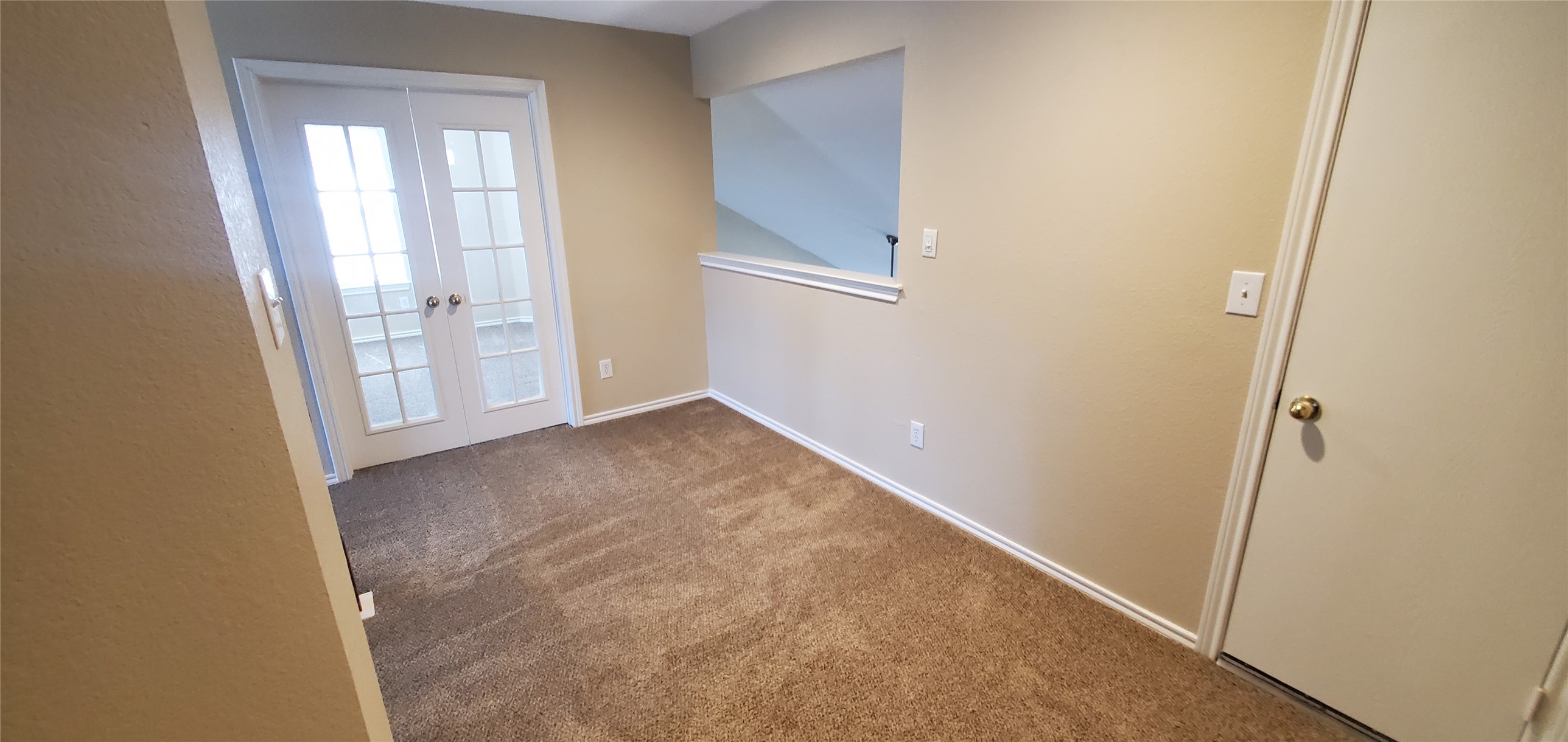 1038 Ridgecrest Drive