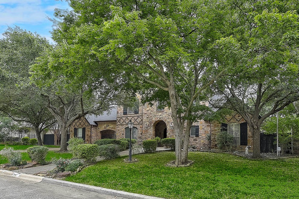 1401 Chardonnay Court