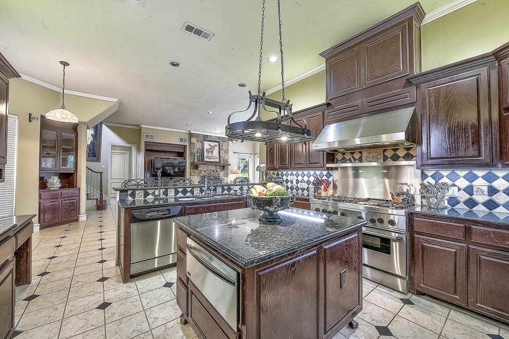 1401 Chardonnay Court