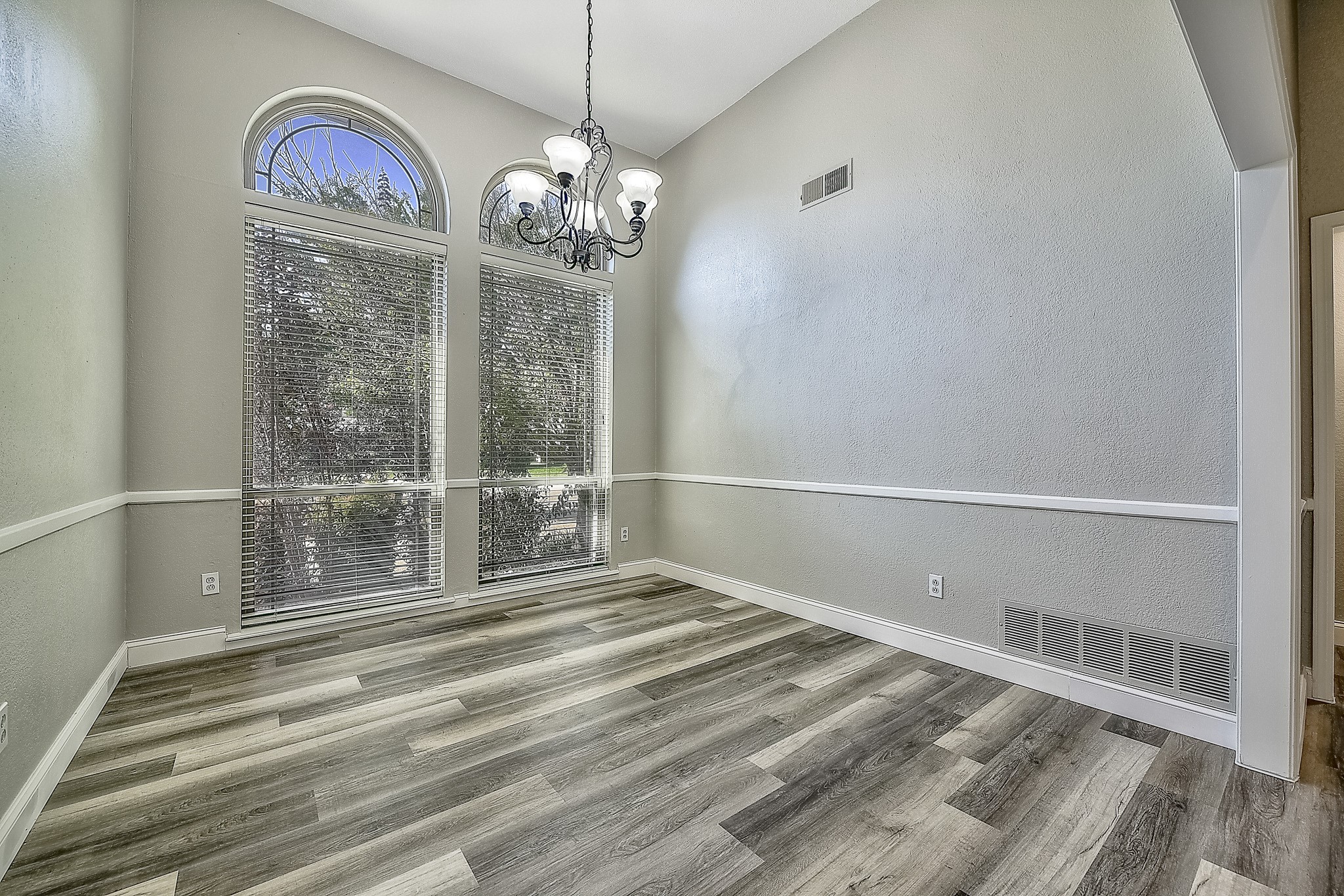 1517 Harrington Drive