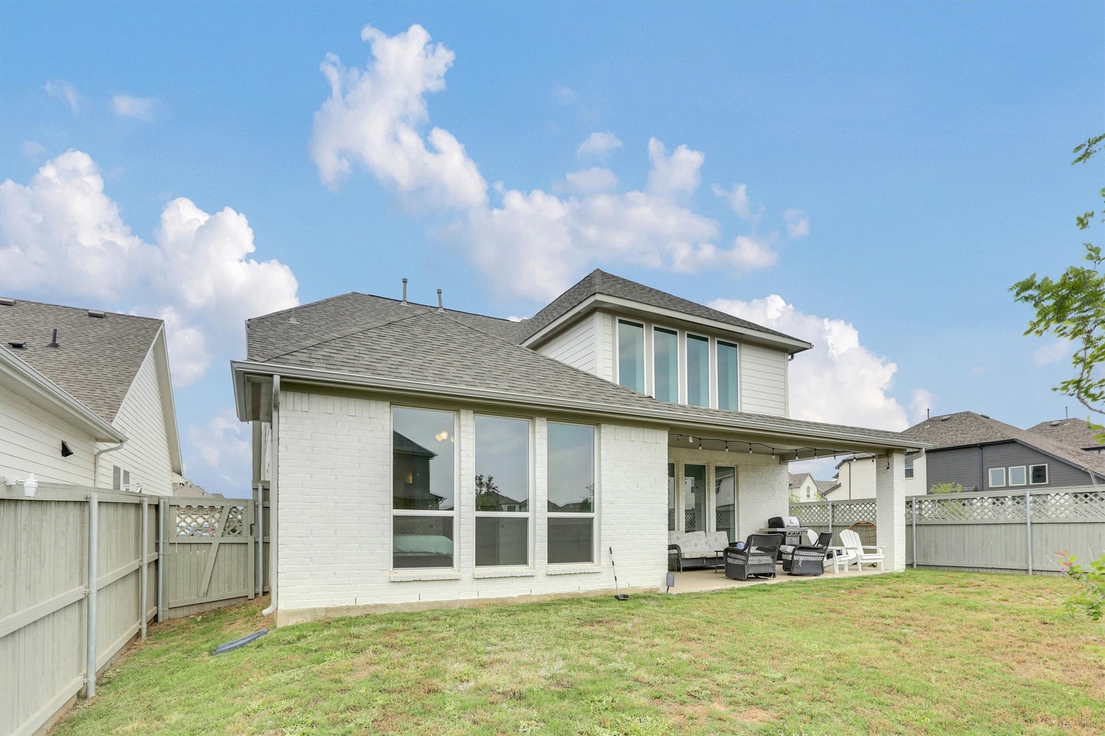 2401 Stella Lane