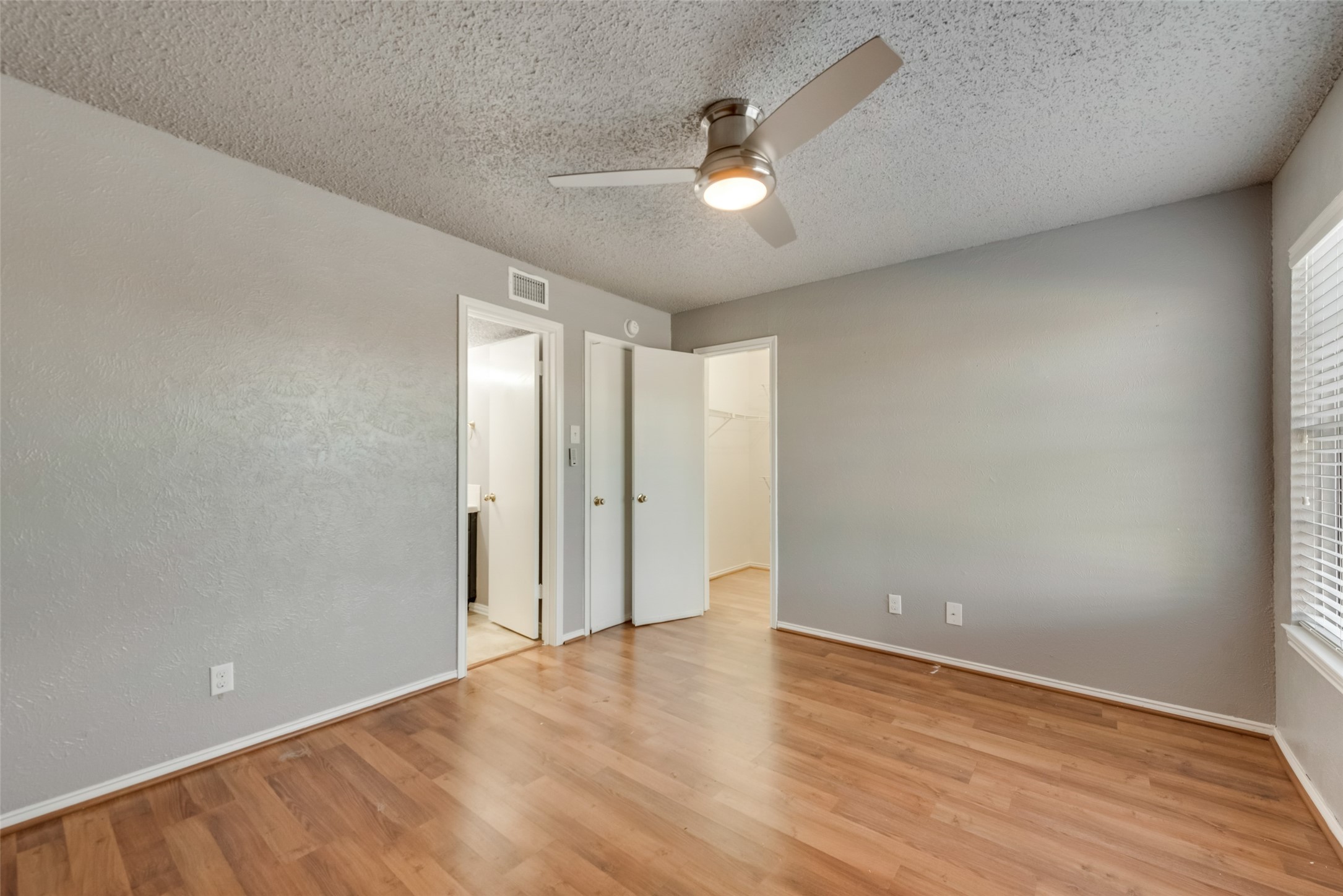 716 Woodbend Drive