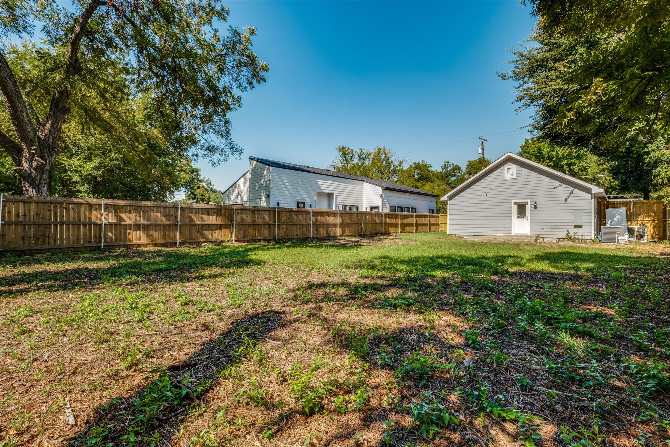 2622 Carpenter Avenue